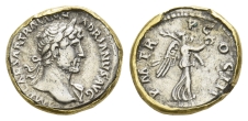 Hadrian AR Quinarius. Hadrian AR Quinarius.