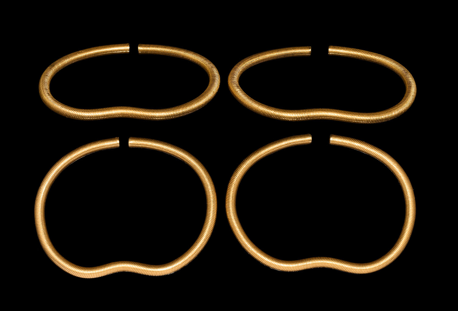 Western Asiatic Achaemenid Gold Ribbed Bracelet Pair