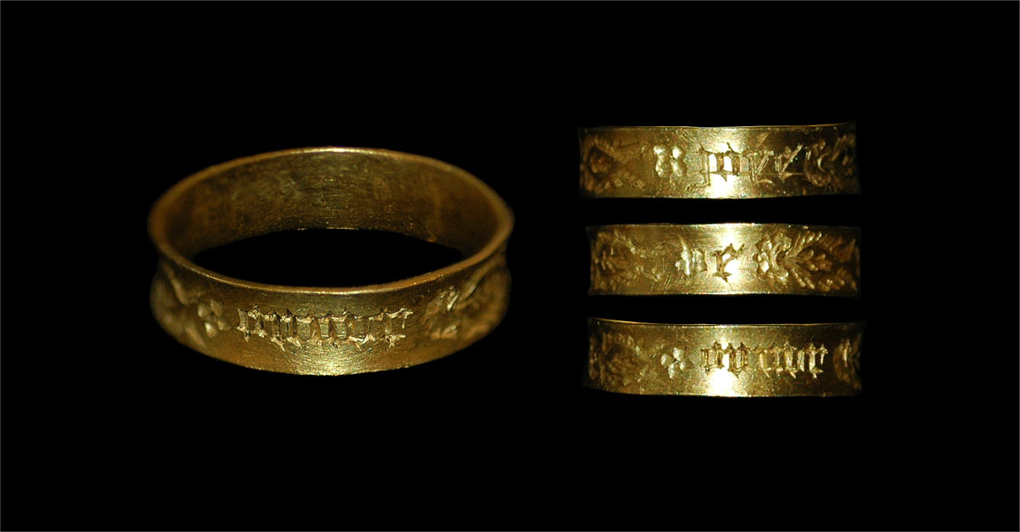 Medieval - Gold Black Letter Inscribed Posy Ring - 'DVNTRE E JOYE'