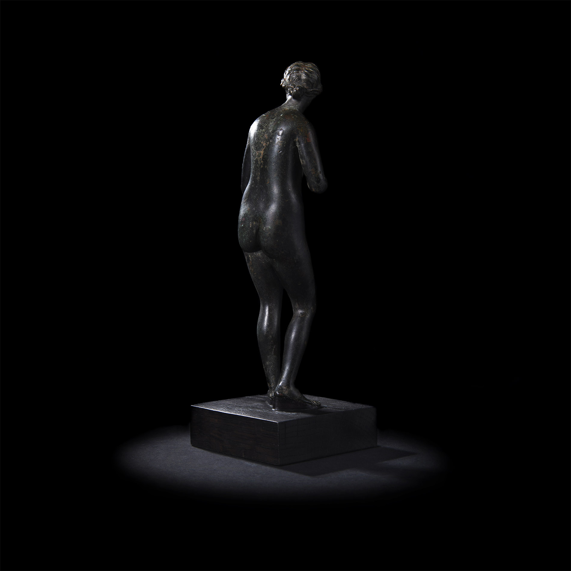 Large Roman Statuette of Goddess Venus