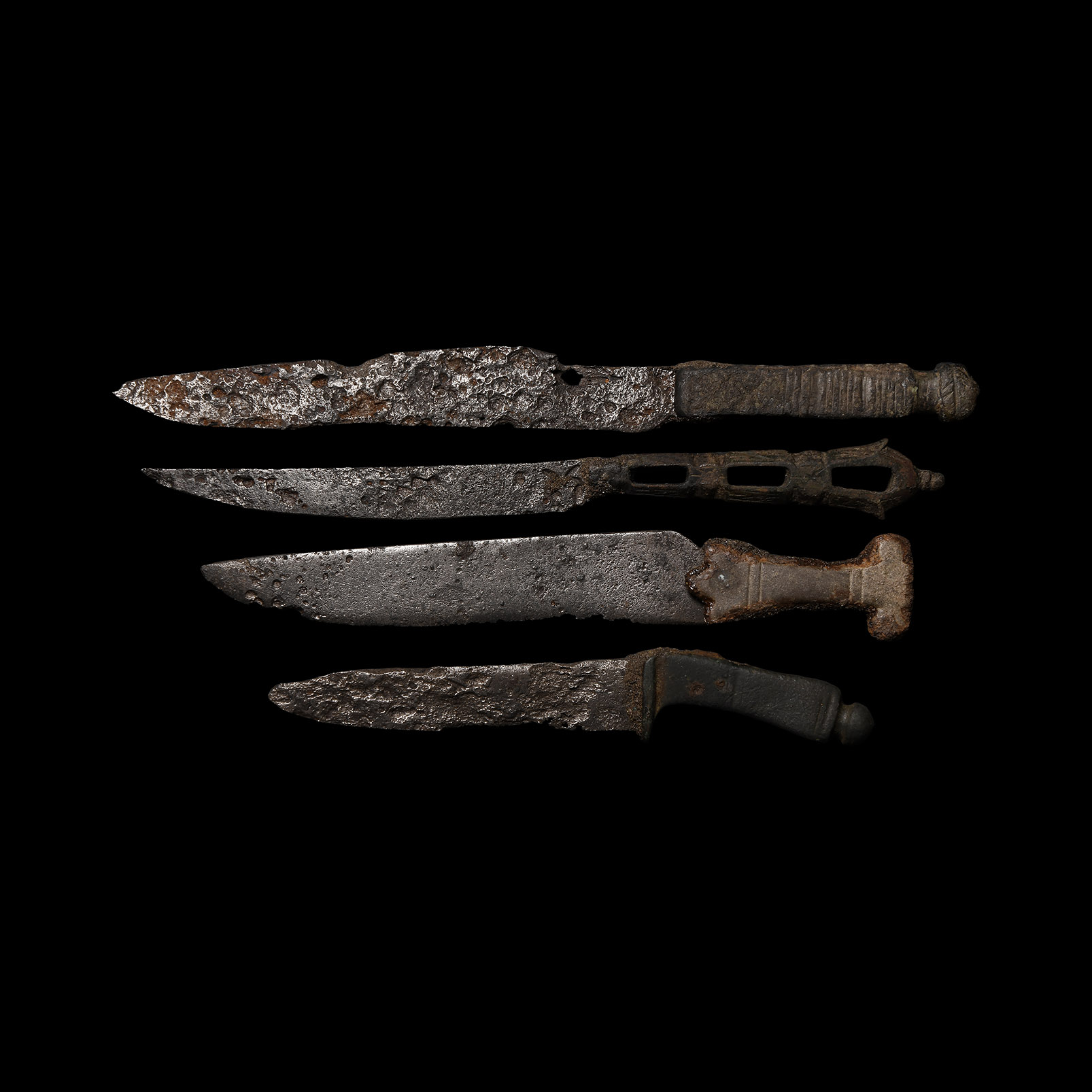 Tudor 'Thames' Iron Knife Group