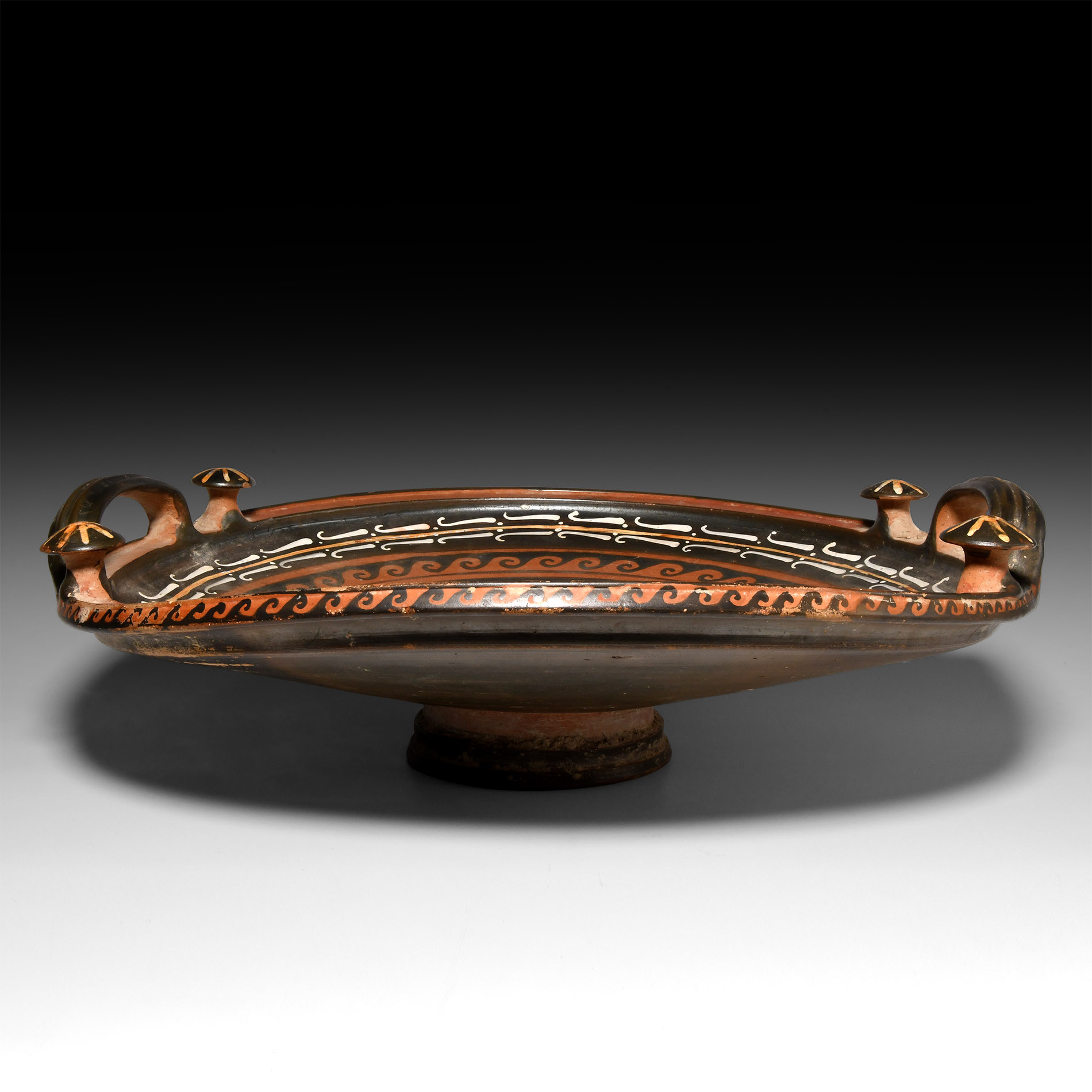 Large Greek Apulian Red-Figured Knob-Handled Patera with Eros