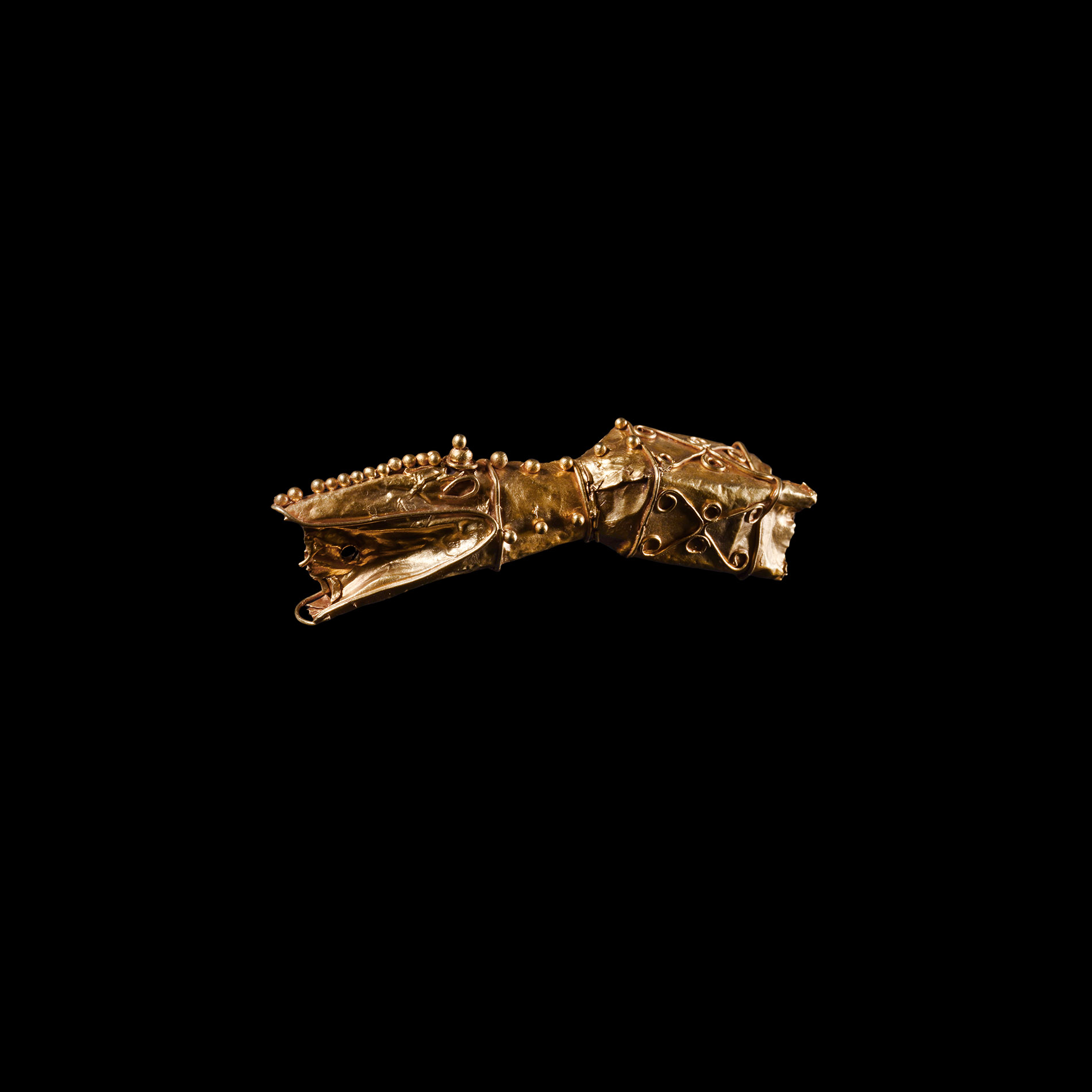 Medieval Gold Beast-Headed Bracelet Terminal