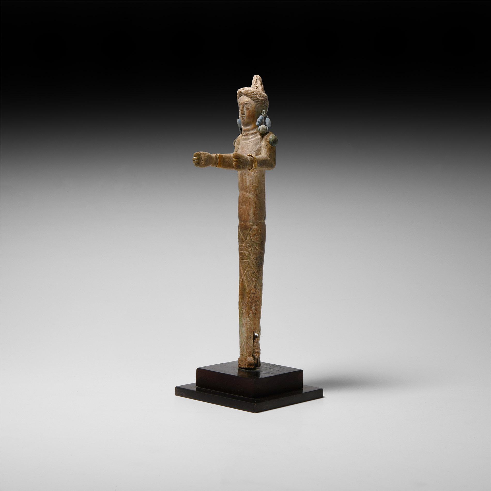 Roman Female Bone Doll
