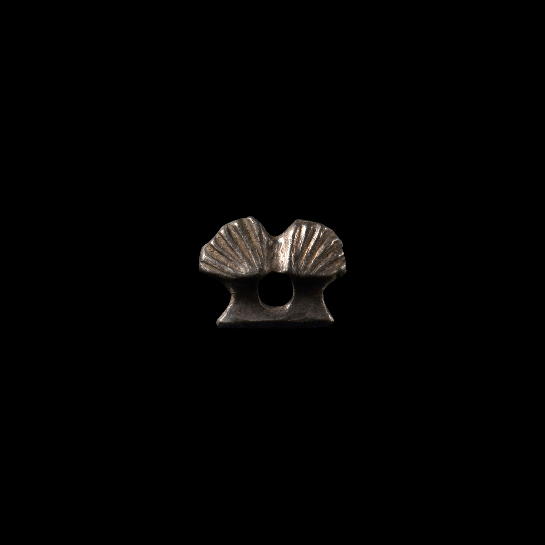 Tudor Silver Saint James Double Scallop Shell Dress Mount