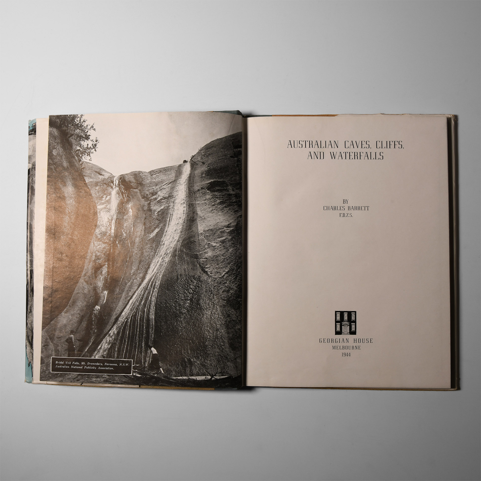 Natural History Books - Barrett - Australian Caves, Cliffs and Waterfalls