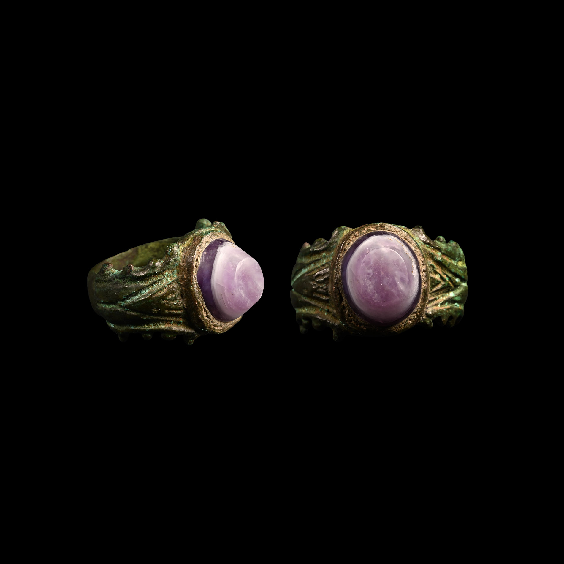 Medieval Ring with Amethyst Gemstone
