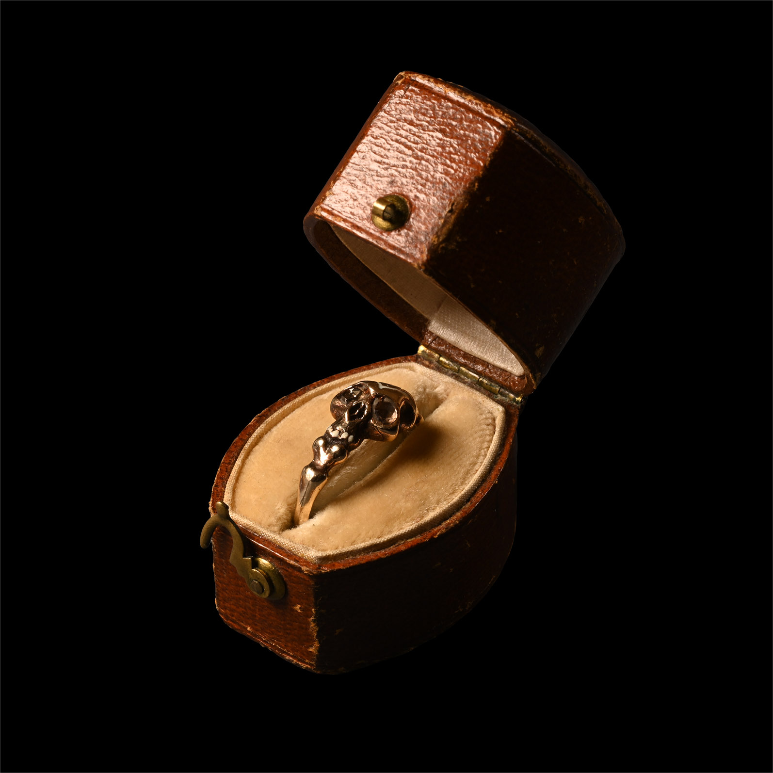 Gold, Enamel, and Diamond-Set Skull Ring