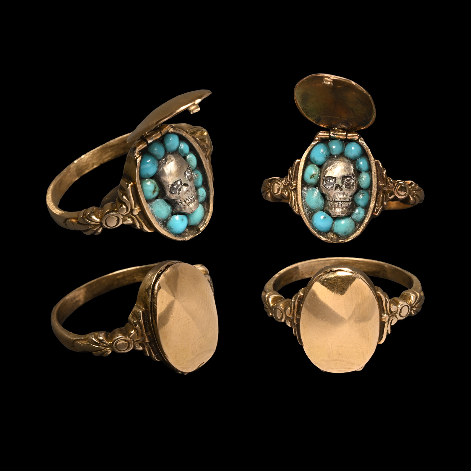 Georgian Gold Locket Ring with Skull