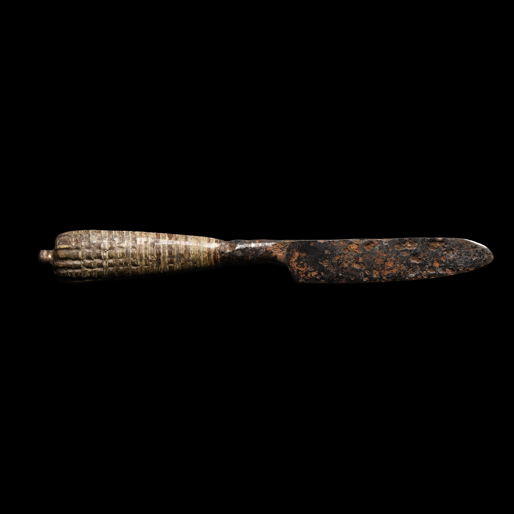Medieval Knife with Bronze Pommel and Inlaid Handle