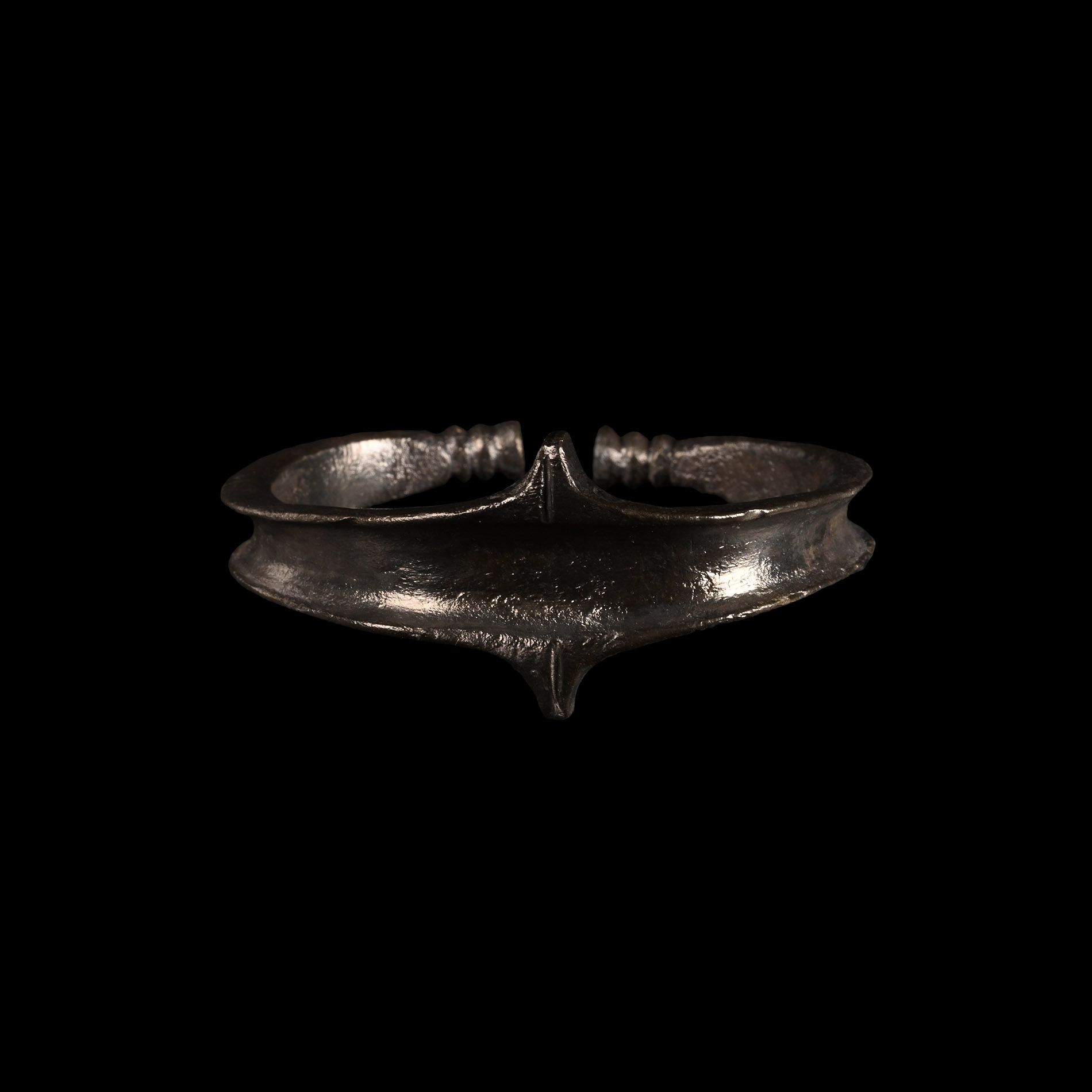 Western Asiatic Bracelet with Channel and Club Terminals