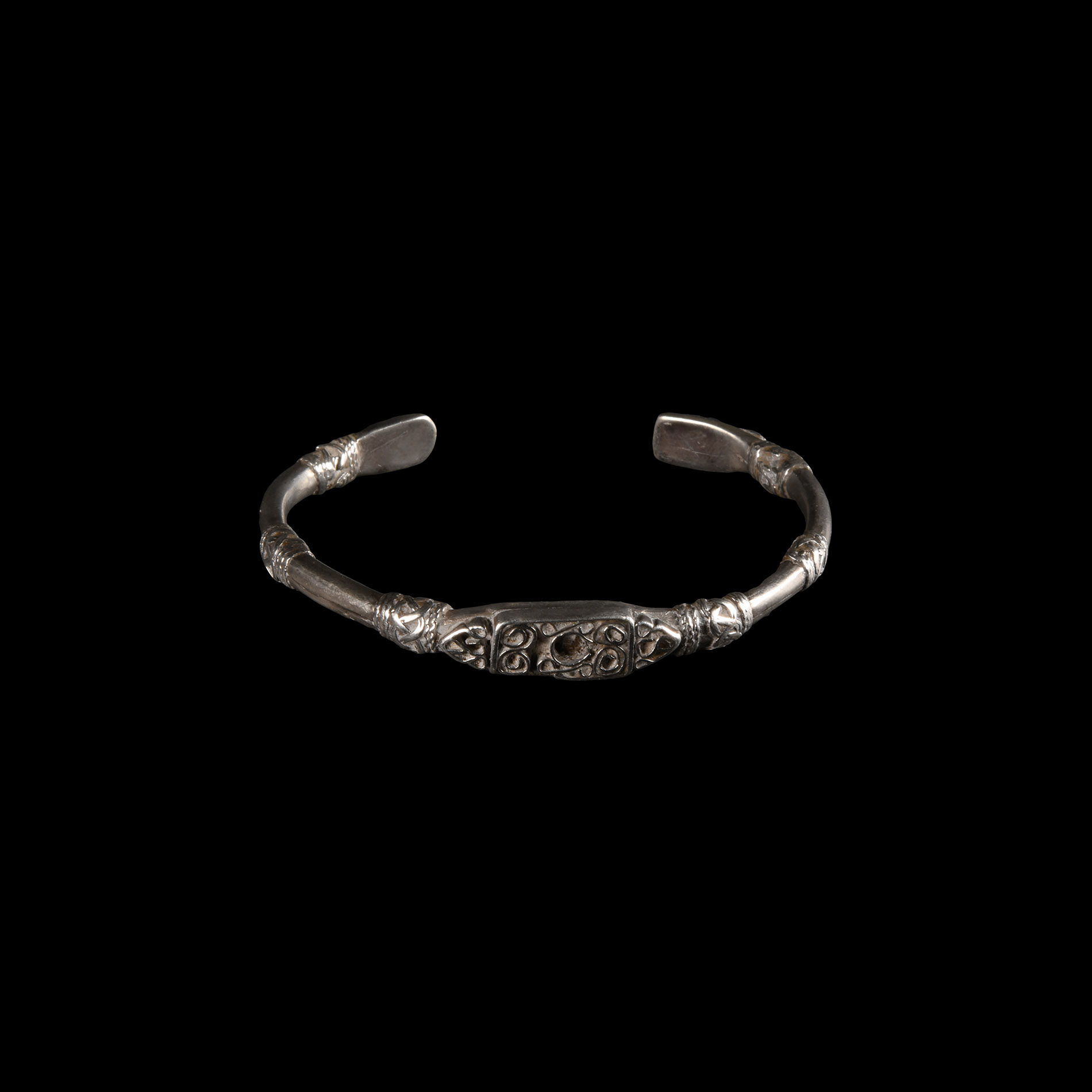 Silver Decorated Bracelet