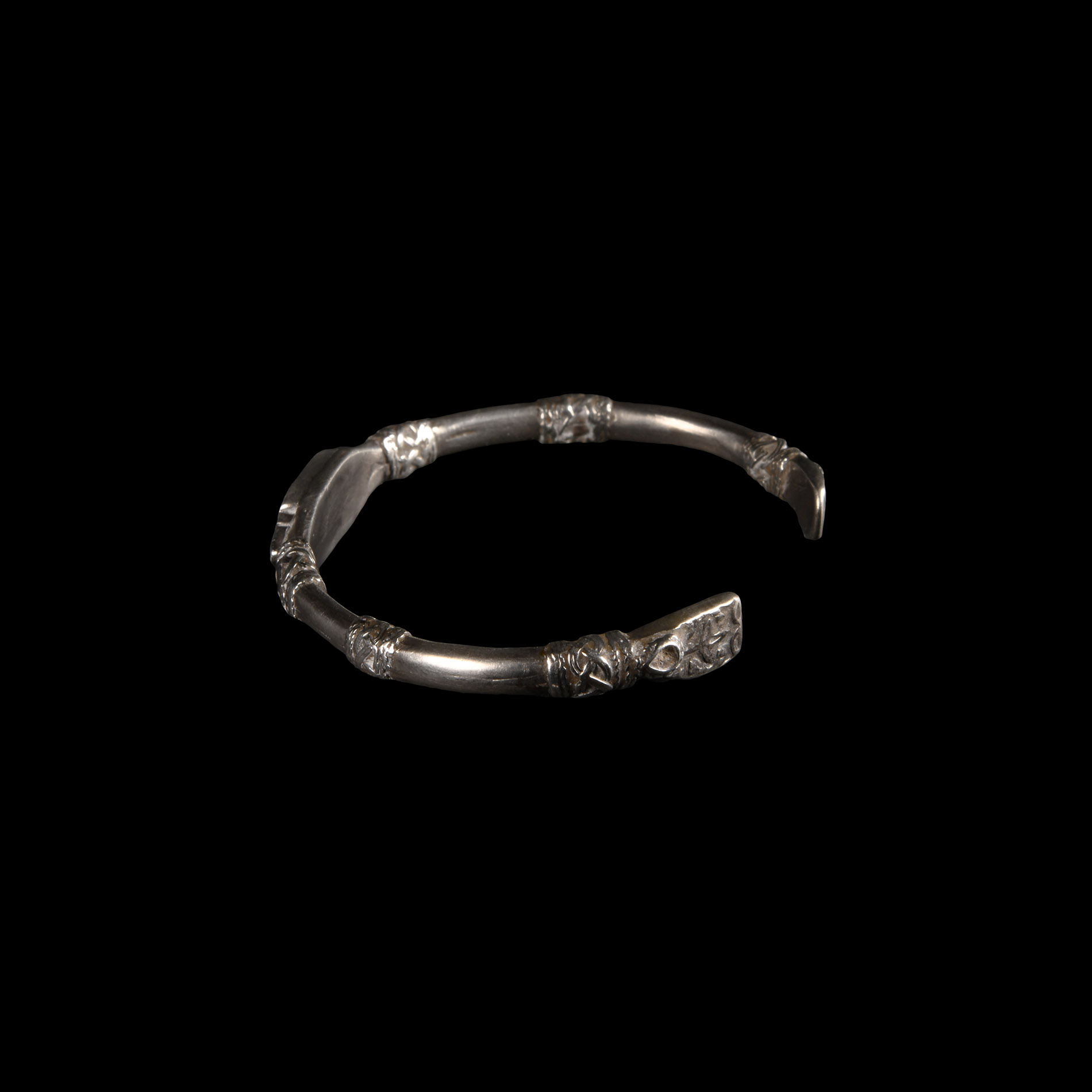 Silver Decorated Bracelet