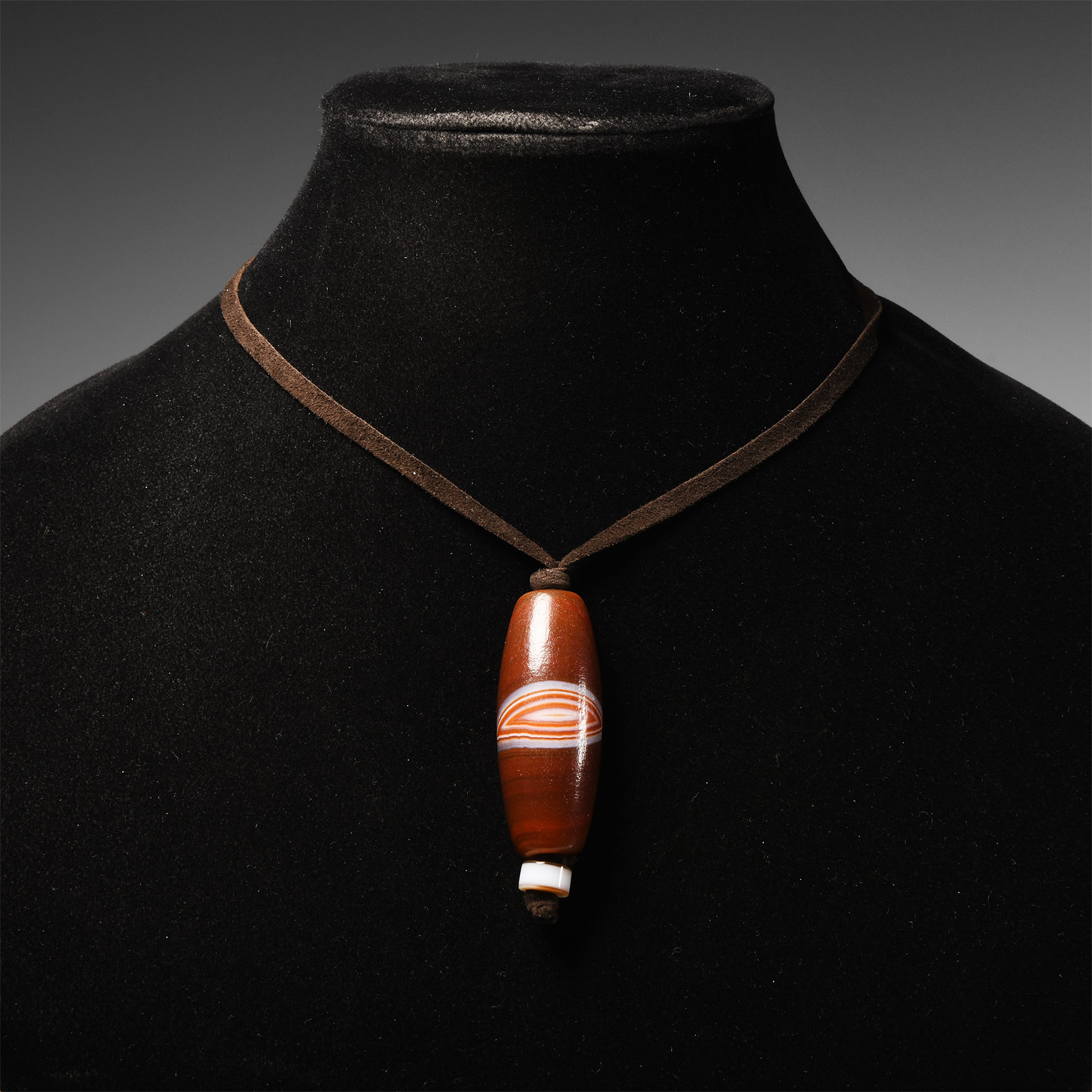 Chinese Giant Banded Agate Bead Necklace
