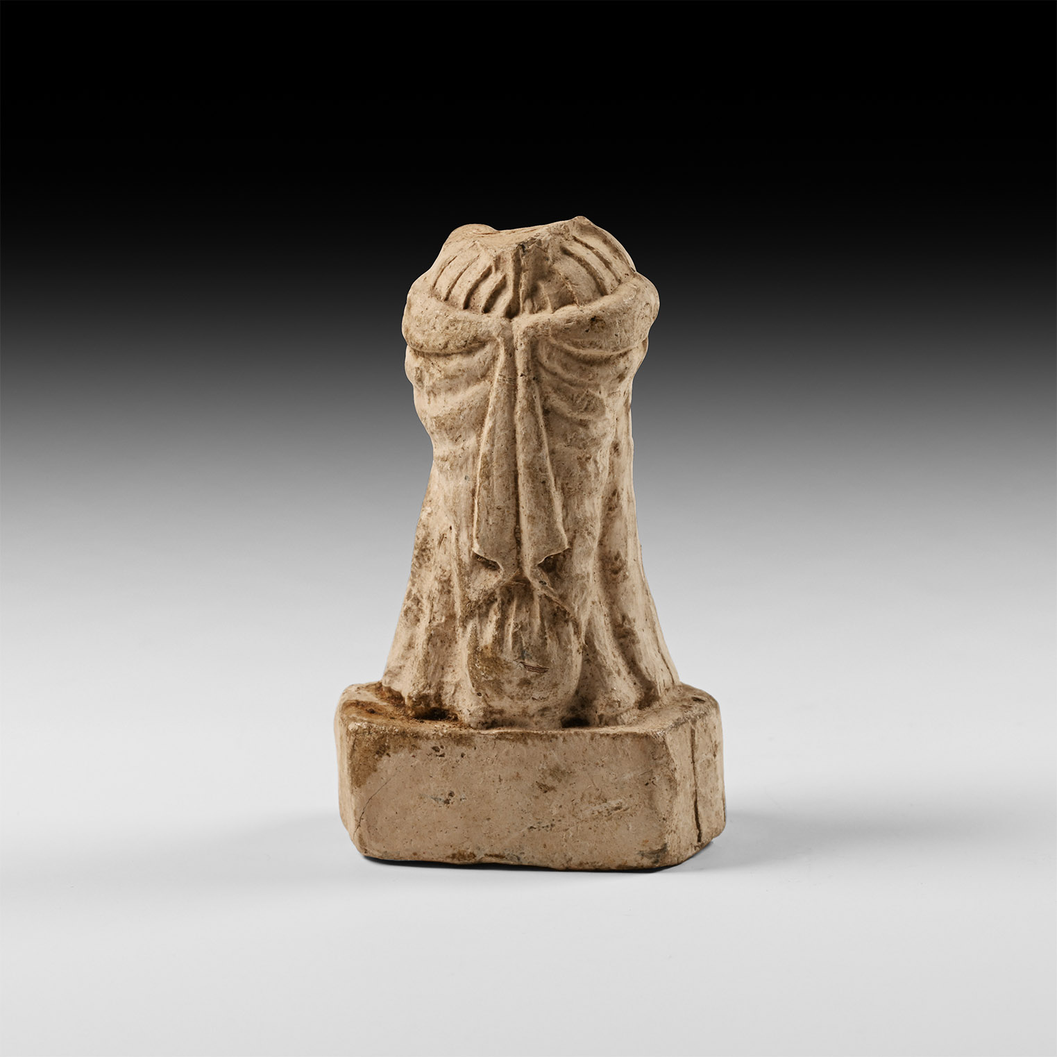 Tudor 'Thames' Pipe Clay Bishop Chess Piece