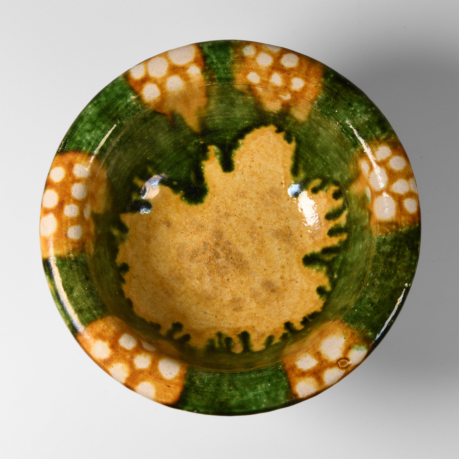 Chinese Tang Dynasty Glazed Offering Bowl