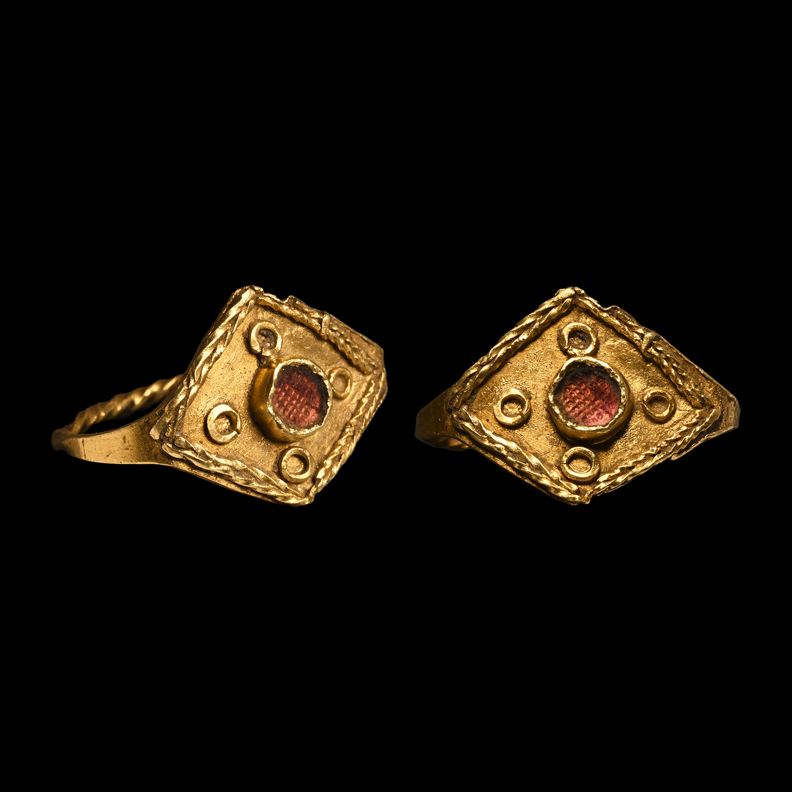 Merovingian Gold Ring with Garnet in Lozenge Bezel