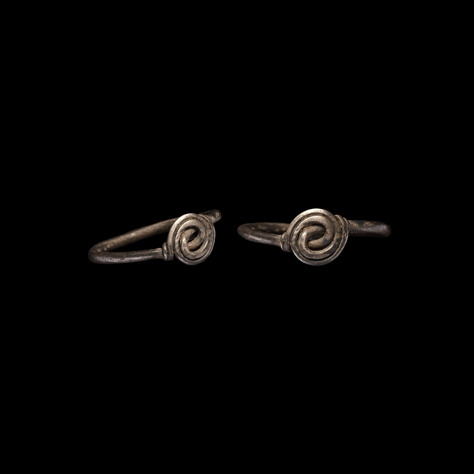Merovingian Silver Ring with Twisted Bezel