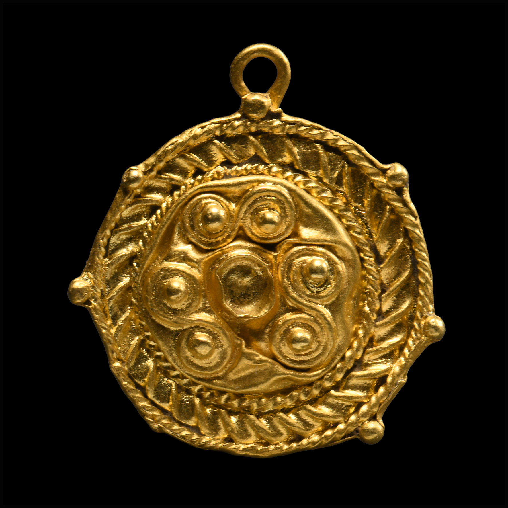 Roman Gold Earring Element