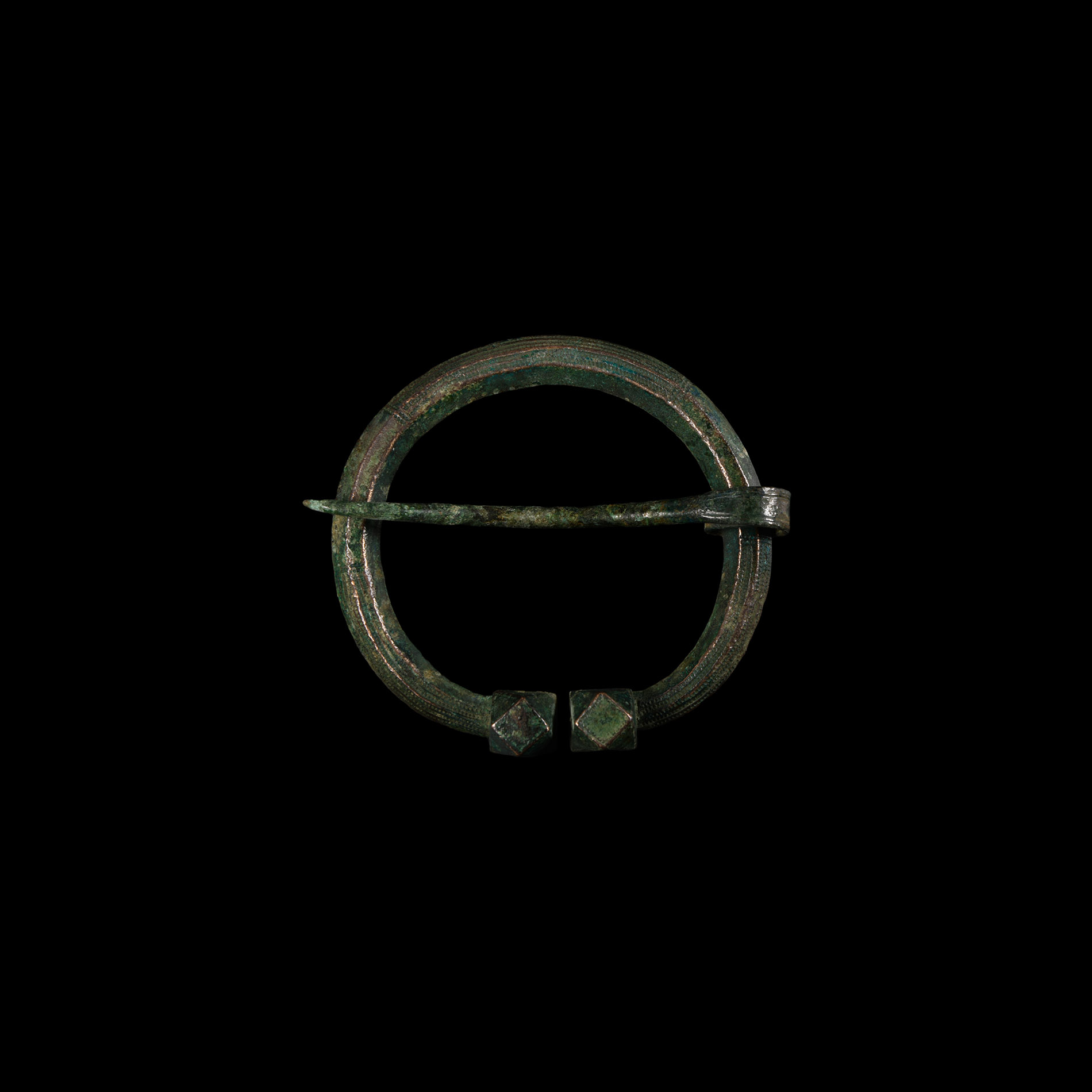 Large Viking Age Heavy Bronze Penannular Brooch