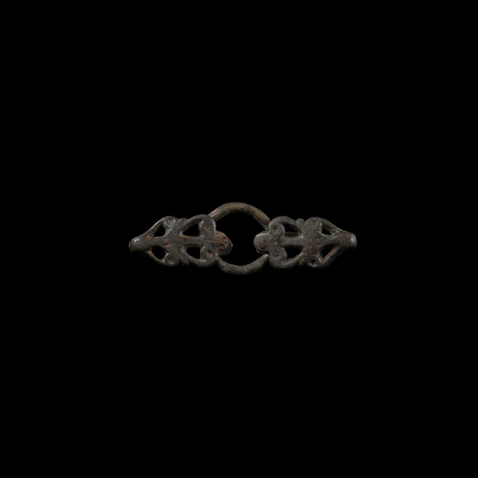 Viking Age Strap Distributor