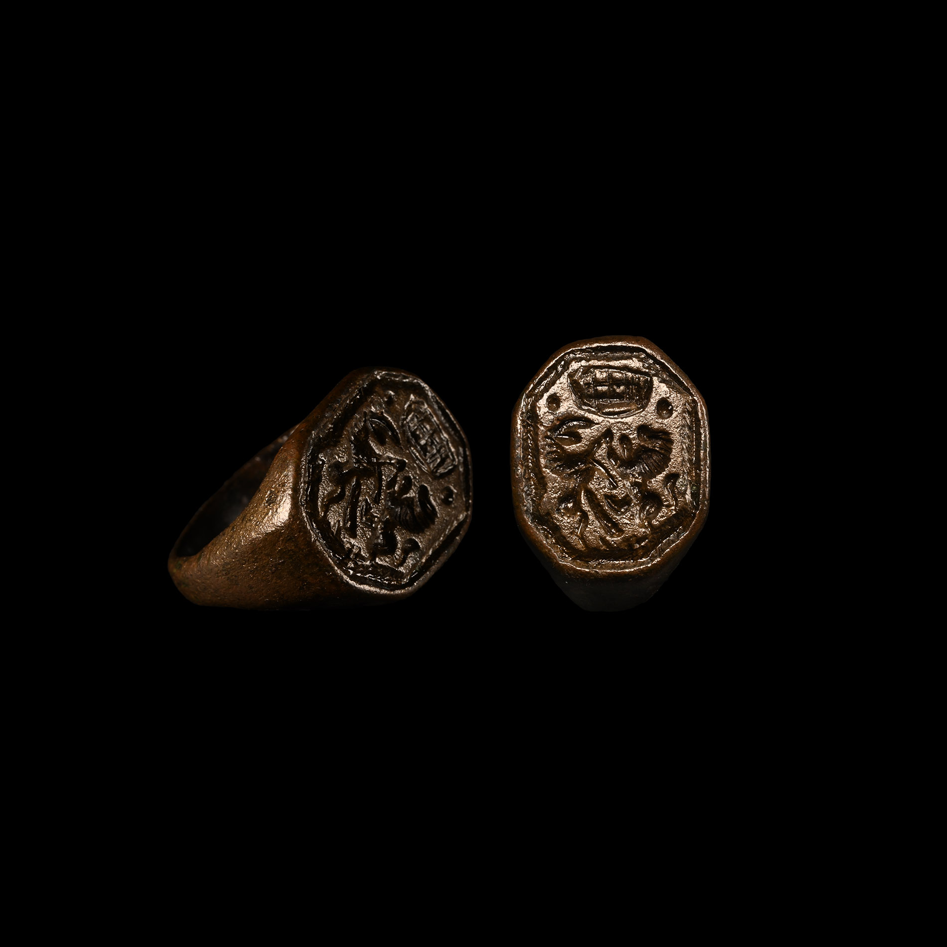 Tudor Period Bronze Armorial Ring with Crowned Lion and Unicorn