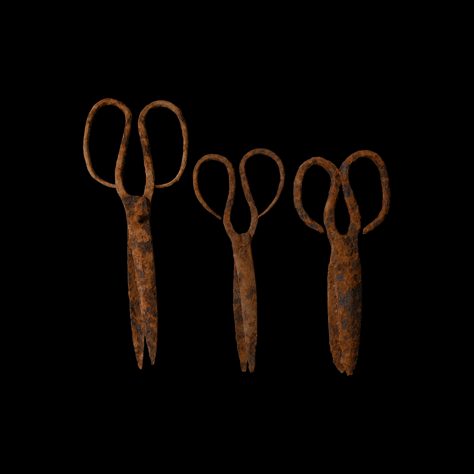 Medieval Iron Scissors Group