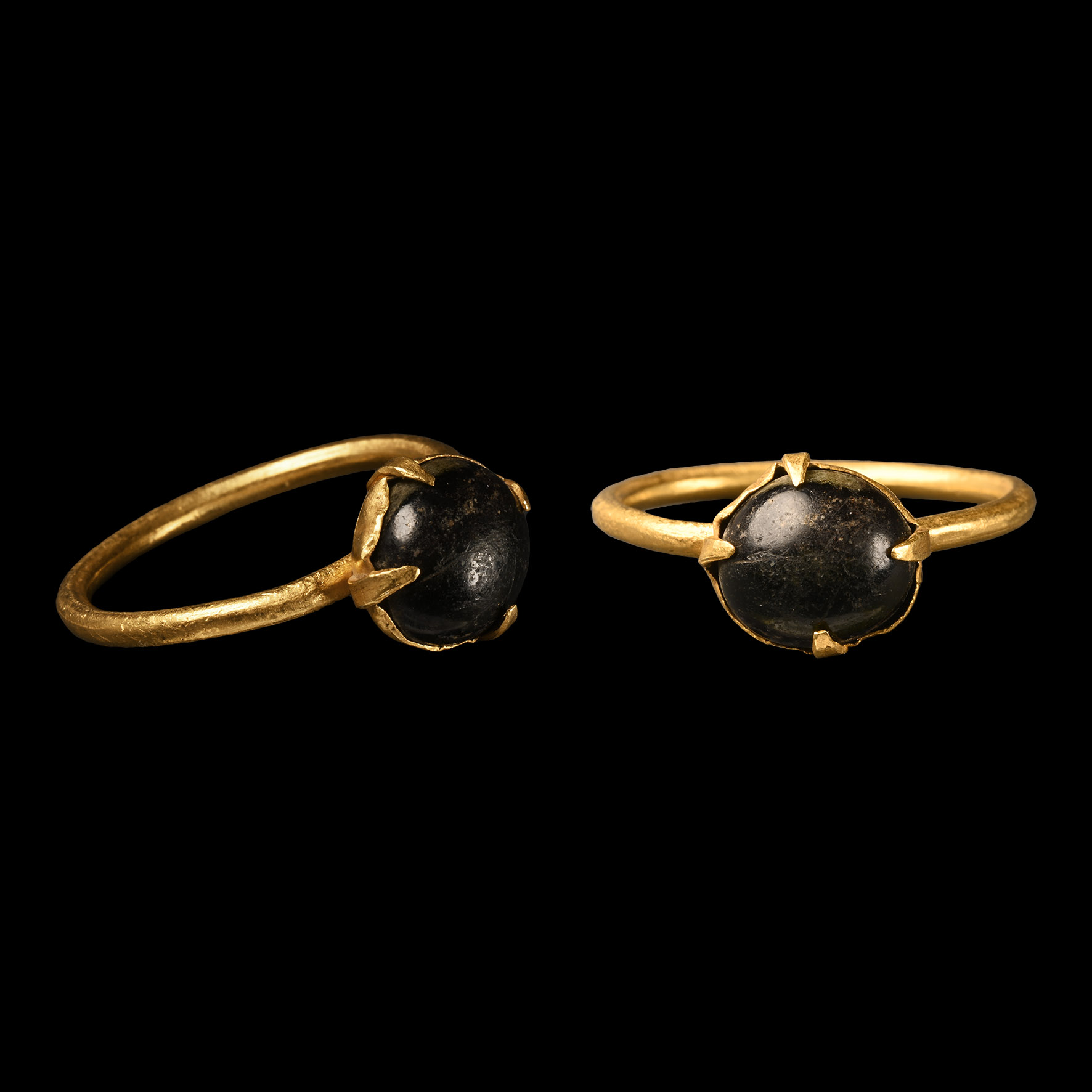 Medieval Gold Ring with Cabochon