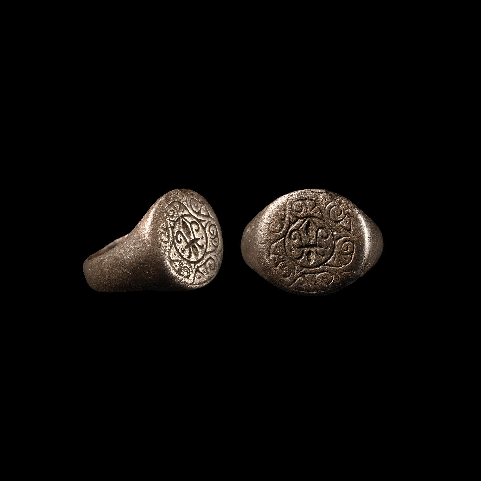 Medieval Silver Ring with Lis Motif