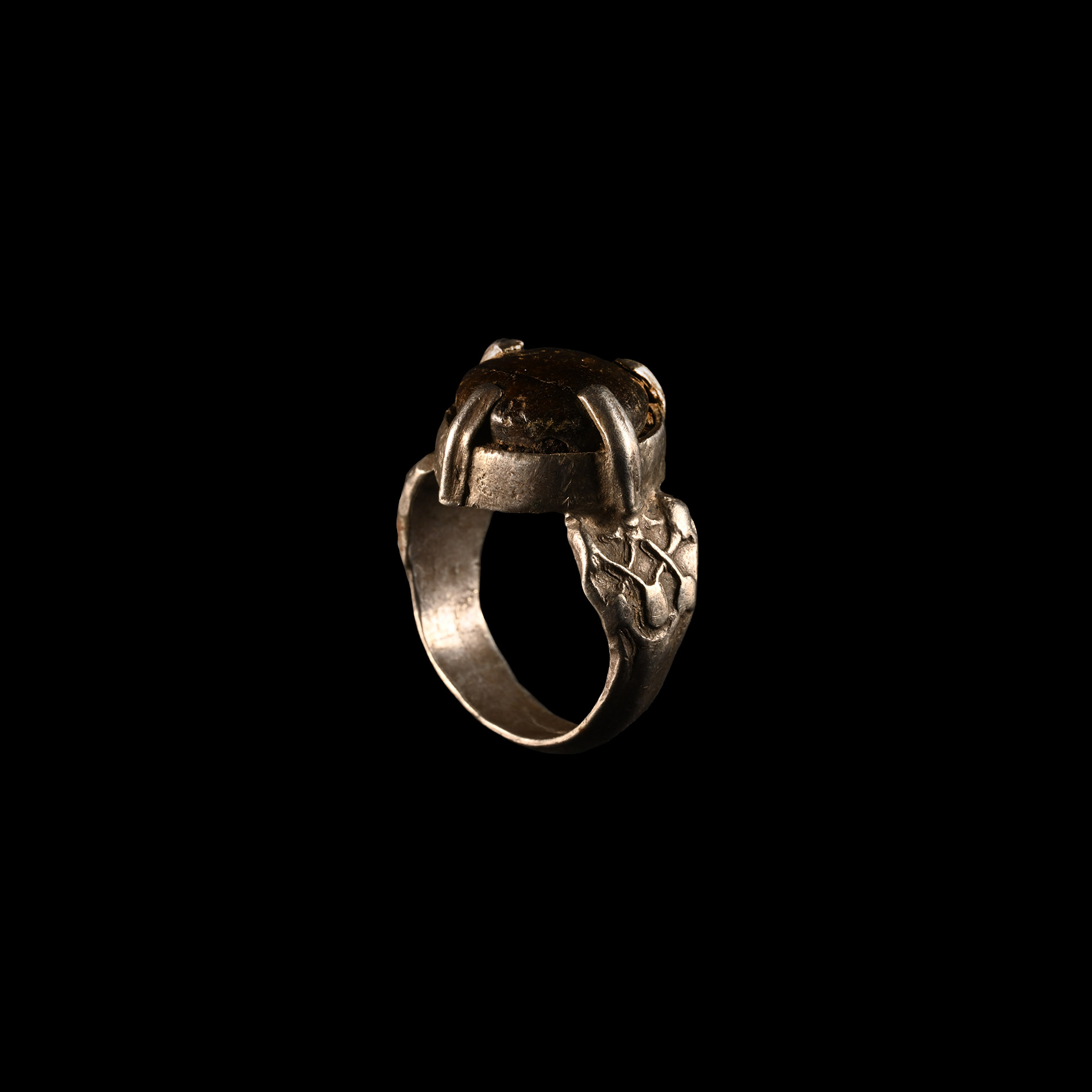 Large Medieval Silver Ring with Agate Cabochon