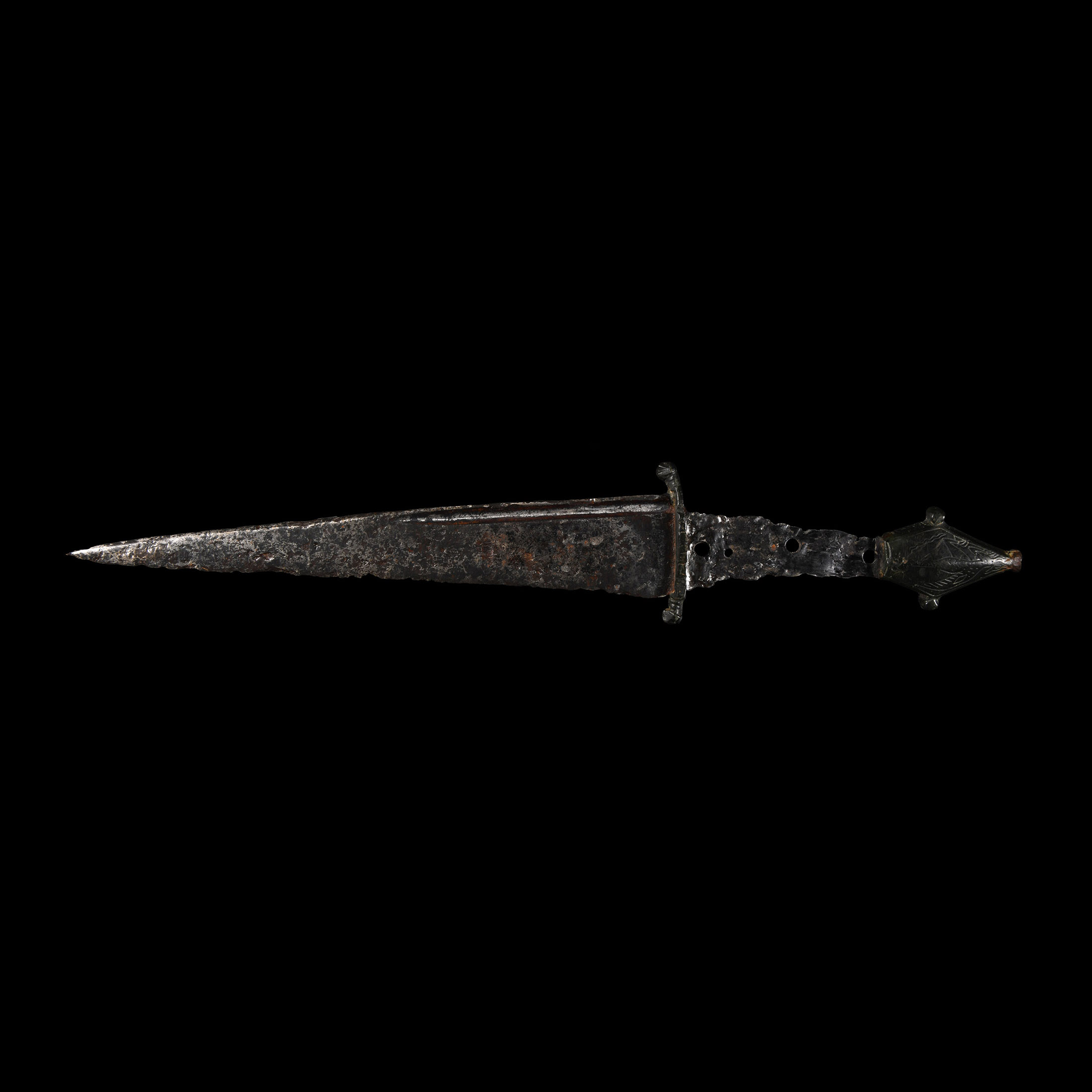 Medieval Quillon Dagger with Bronze Pommel