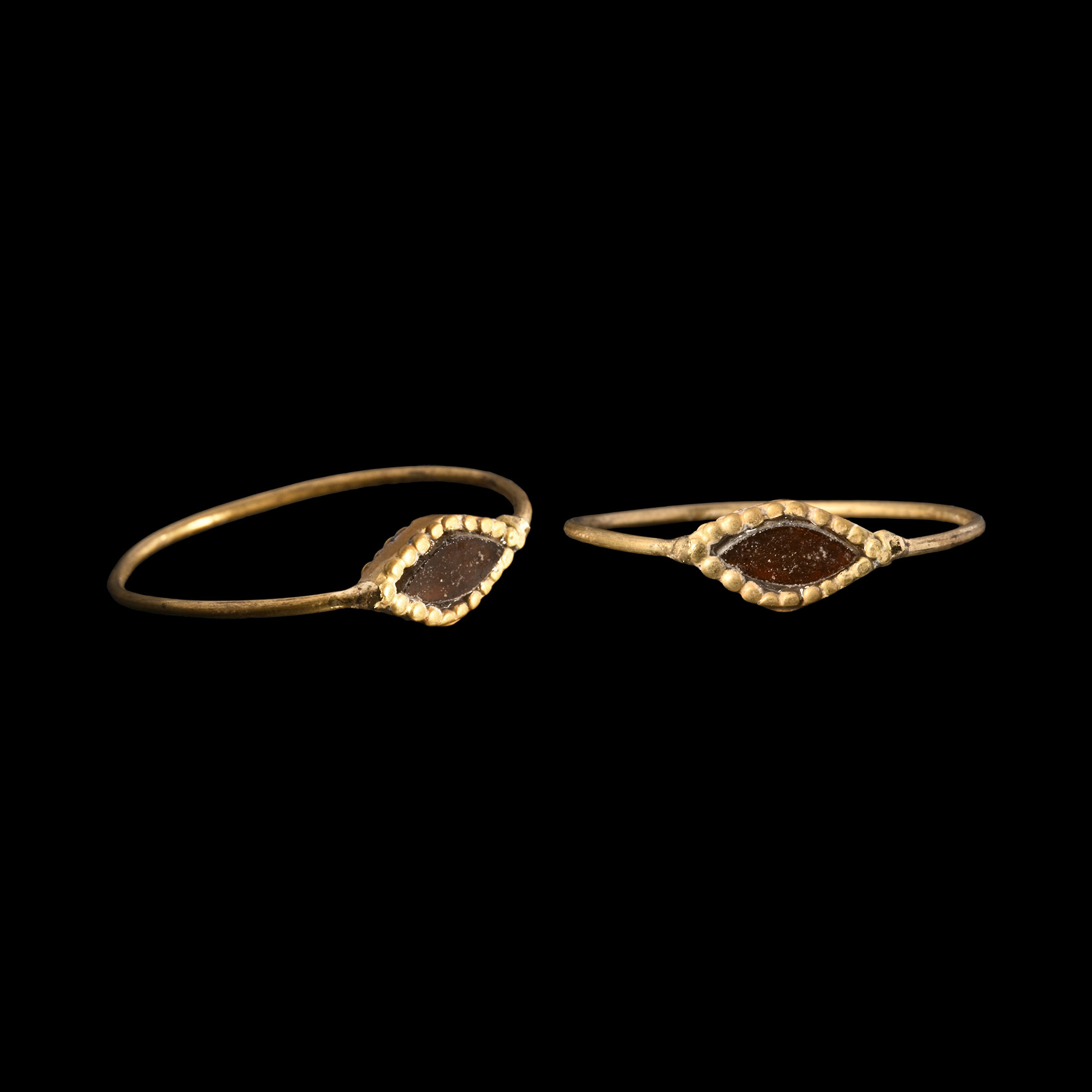 Medieval Gold Ring with Garnet Gemstone