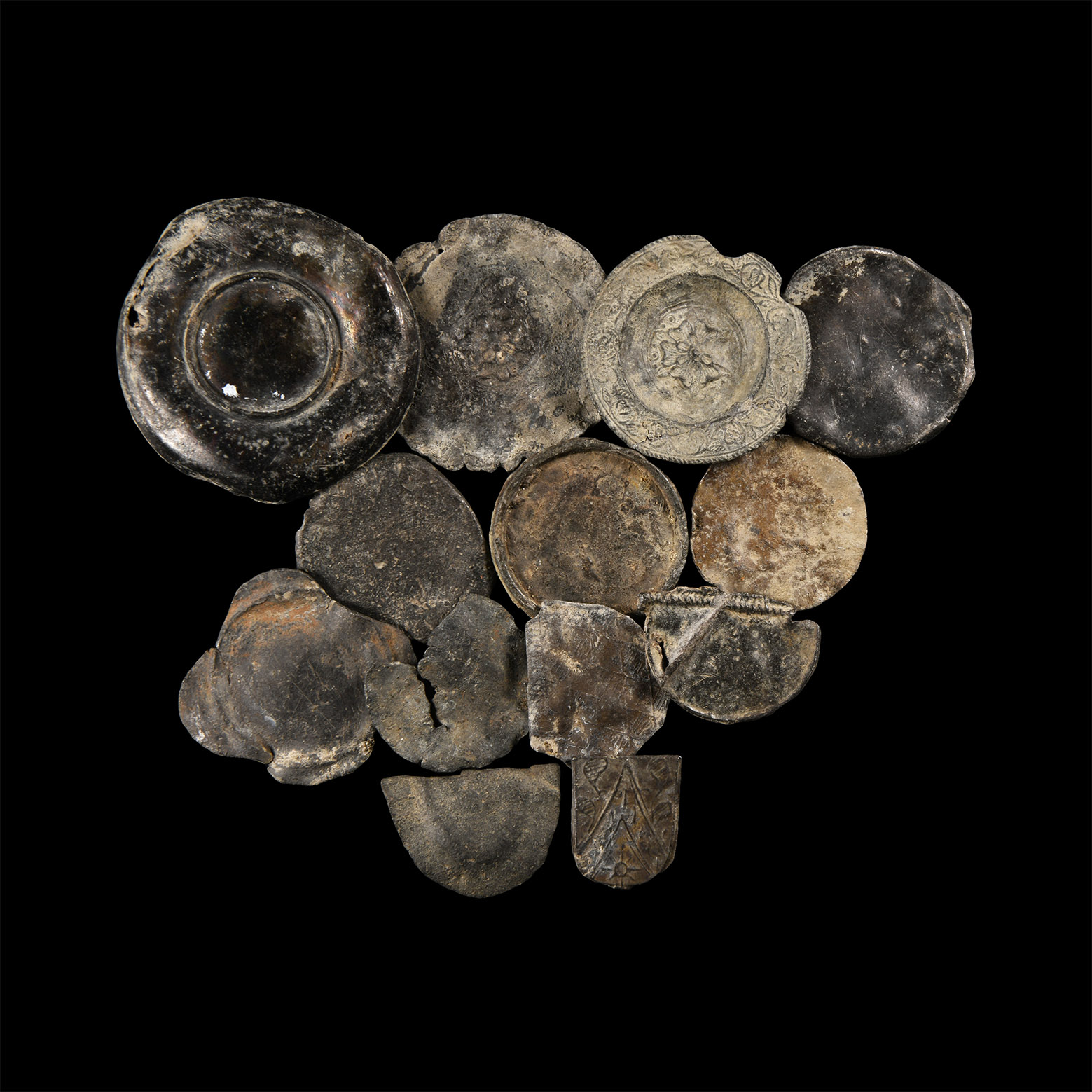 Tudor and Later 'Thames' Lead Toy Dish and Plate Group