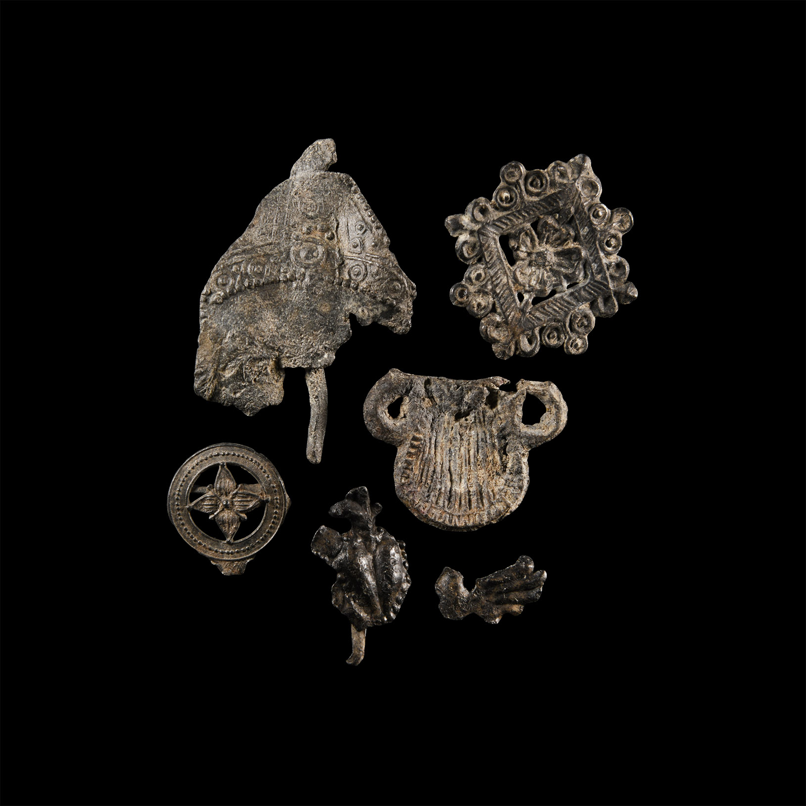 Medieval 'Thames' Pewter Pilgrim and Other Badge Collection
