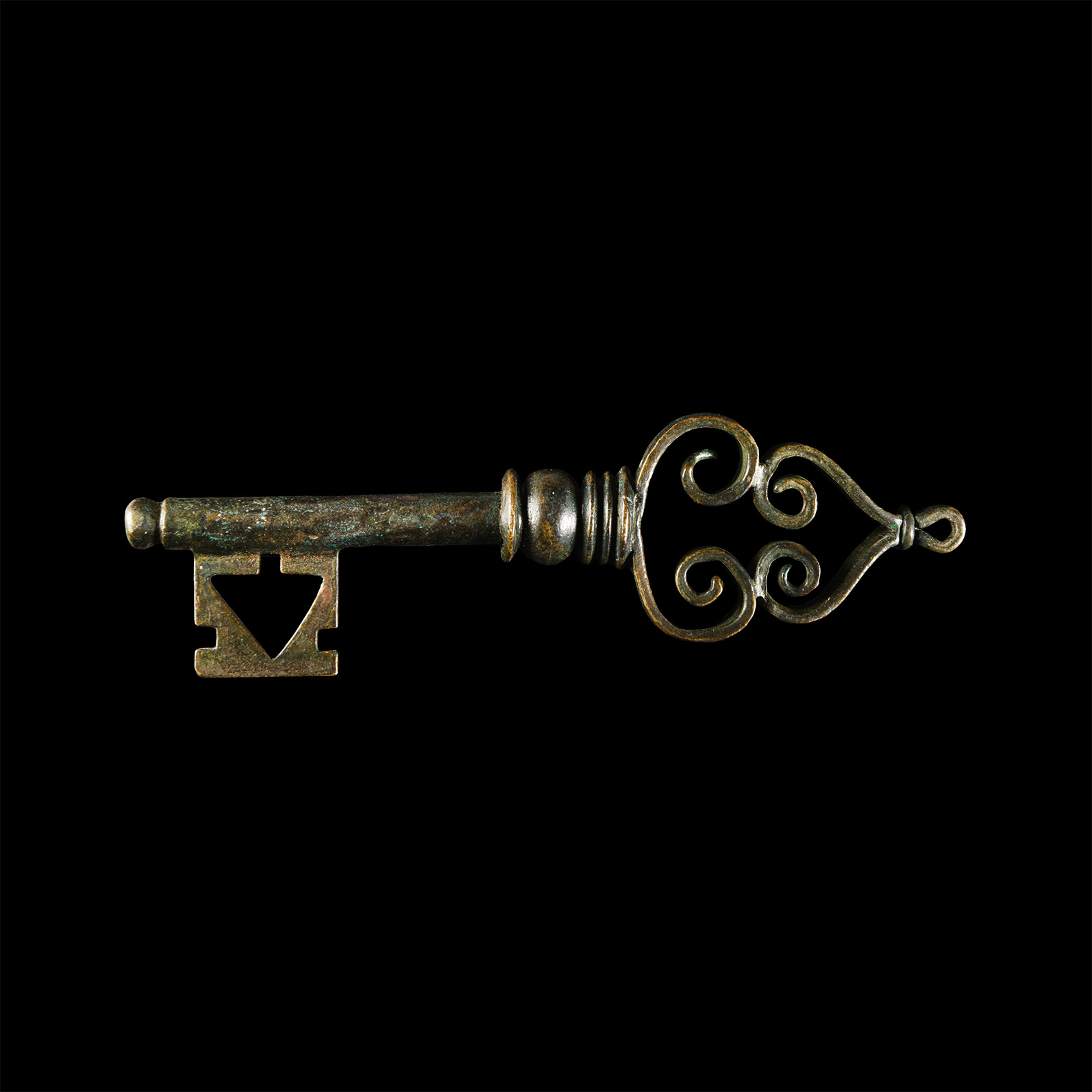 Tudor Period Bronze Key