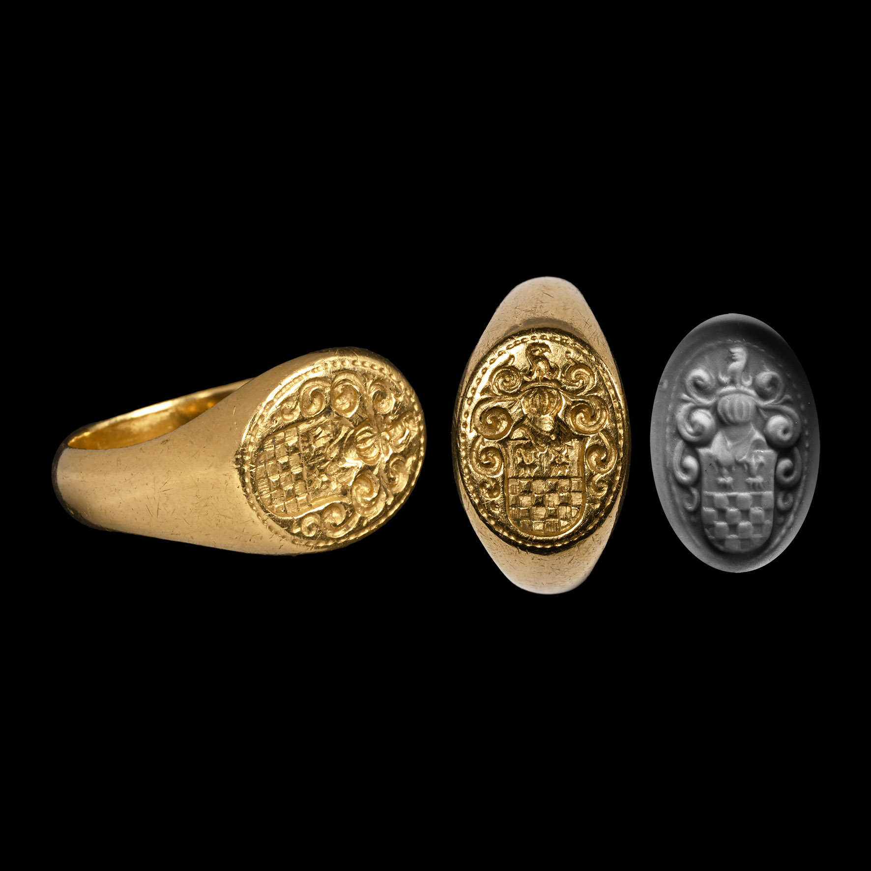 Large Stuart Period Gold Heraldic Signet Ring with 'Scottish Rothesay Family' Arms