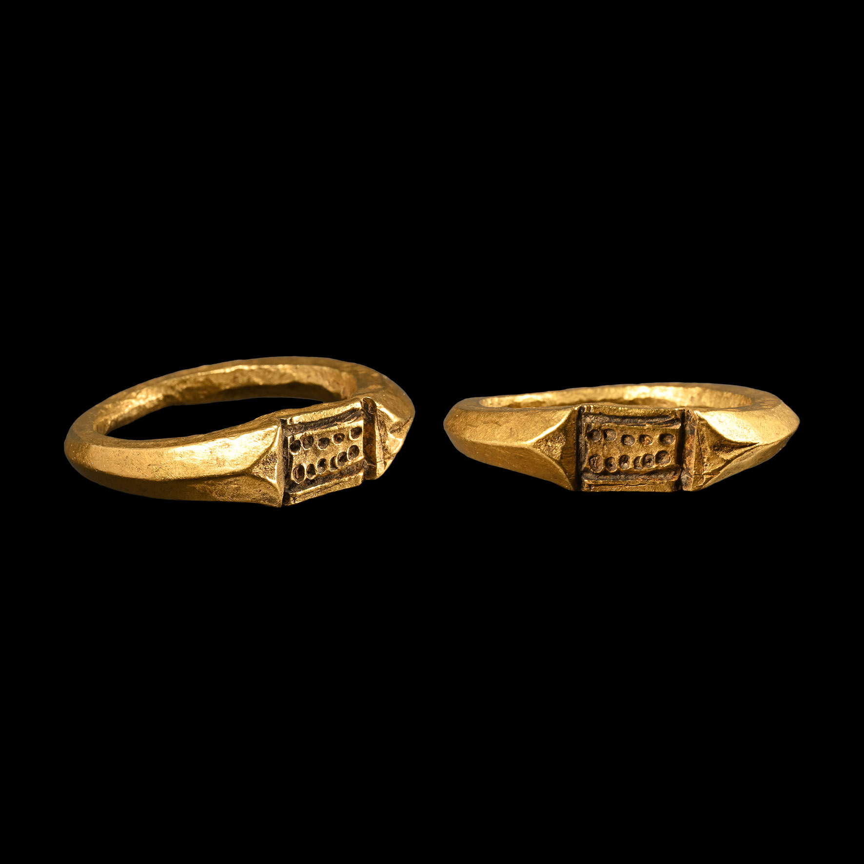 Roman Solid Gold Ring with Dotted Bezel