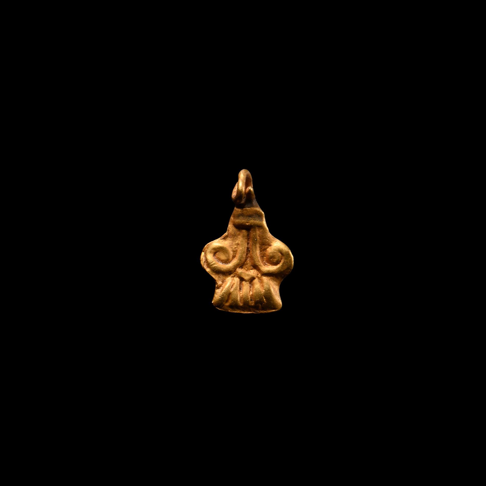 Egyptian Gold Lotus Type Pendant