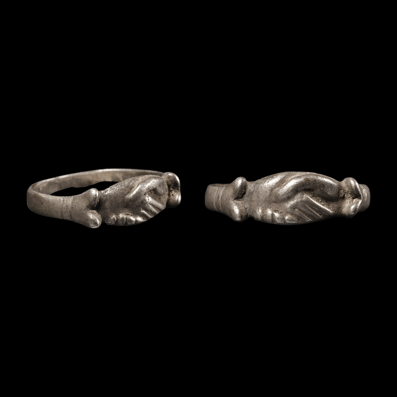 Post Medieval Silver Clasped Hands Fede Ring