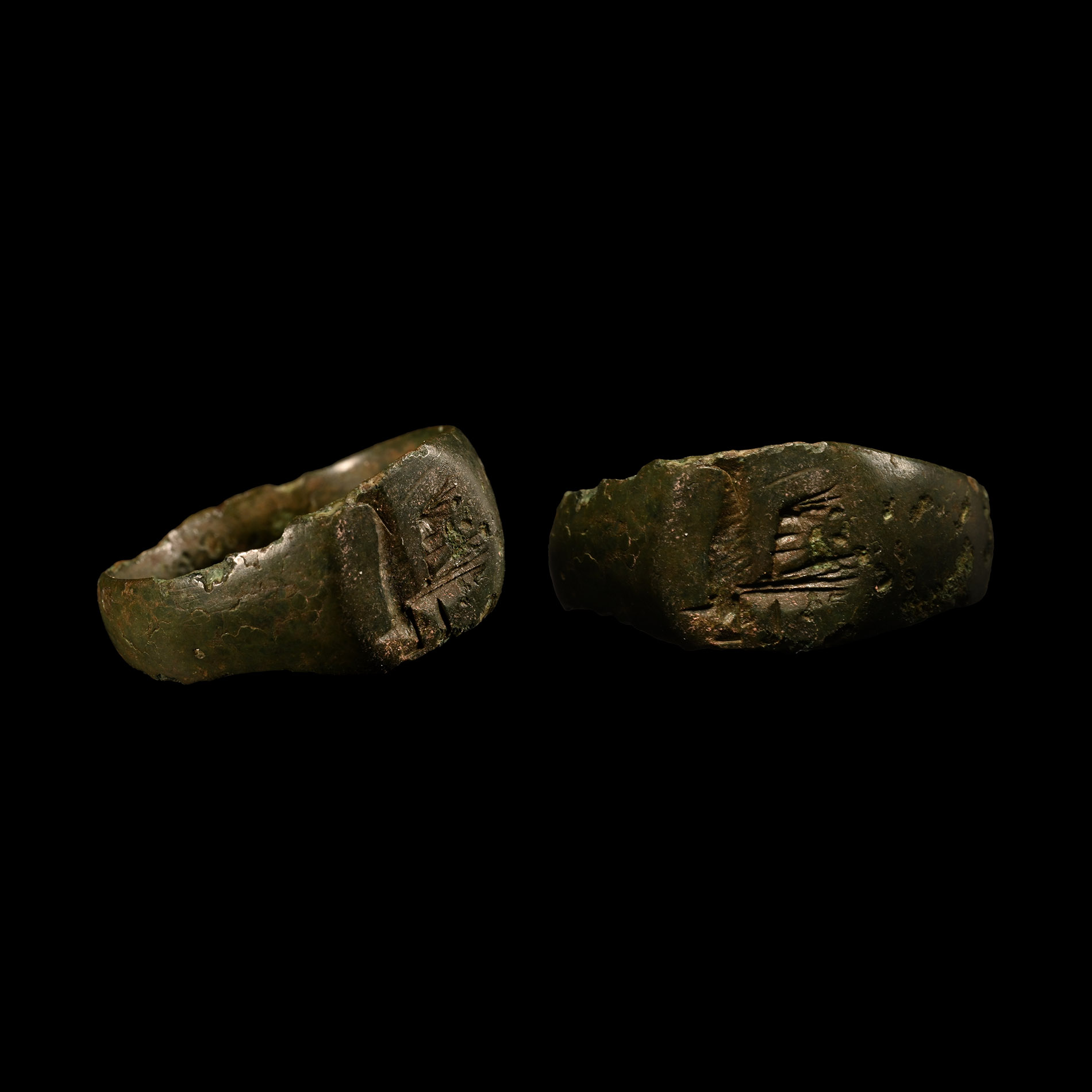 Roman Bronze Ring with Bird in Profile