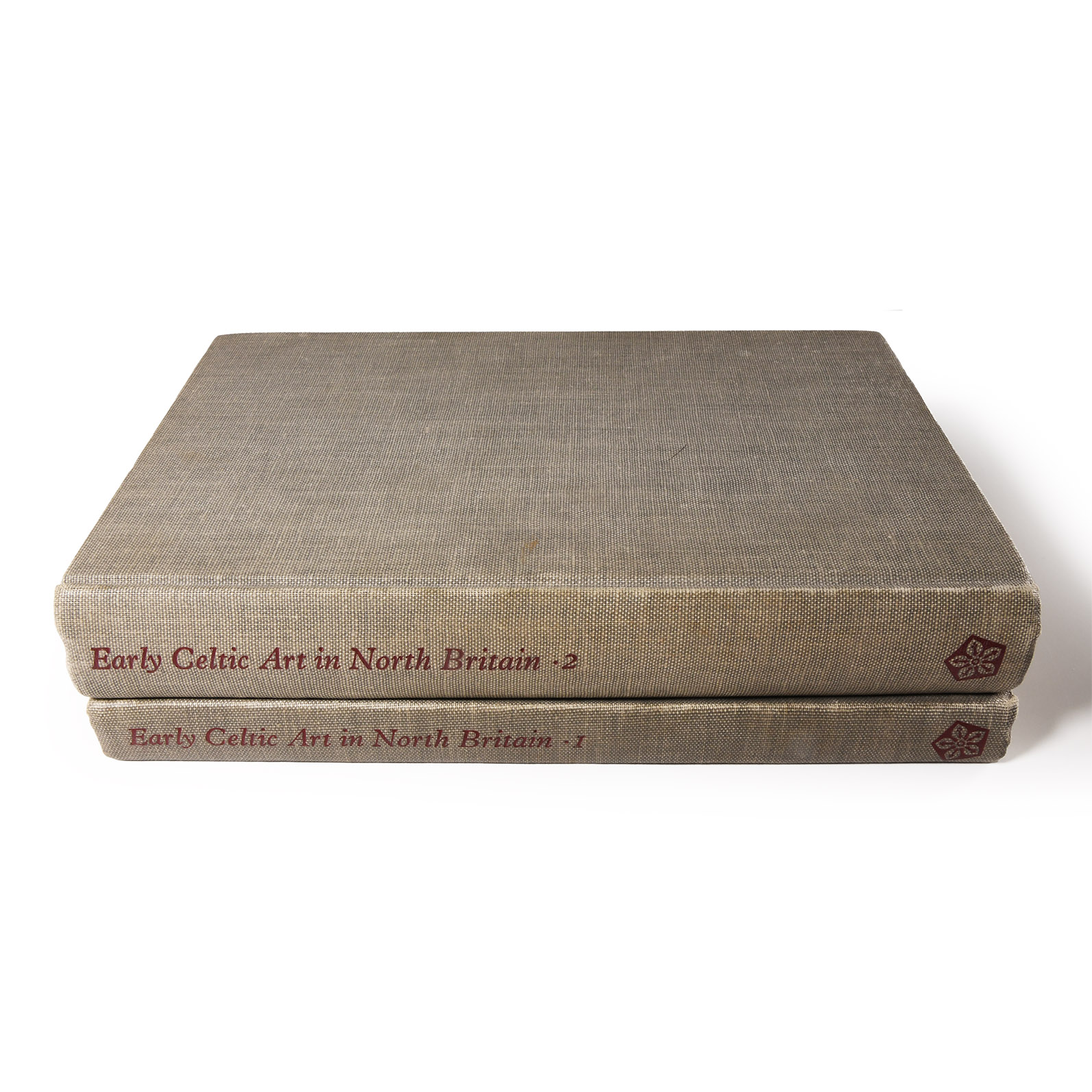 Archaeological Books - MacGregor - Early Celtic Art in North Britain Volume 1 & 2 [2]