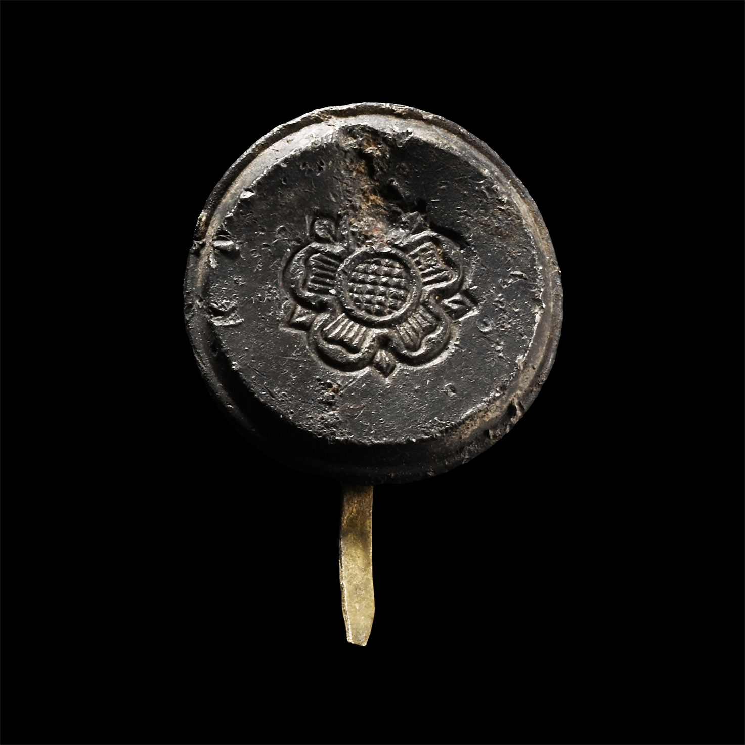 Tudor Double Rose Pewter Retainer's Badge