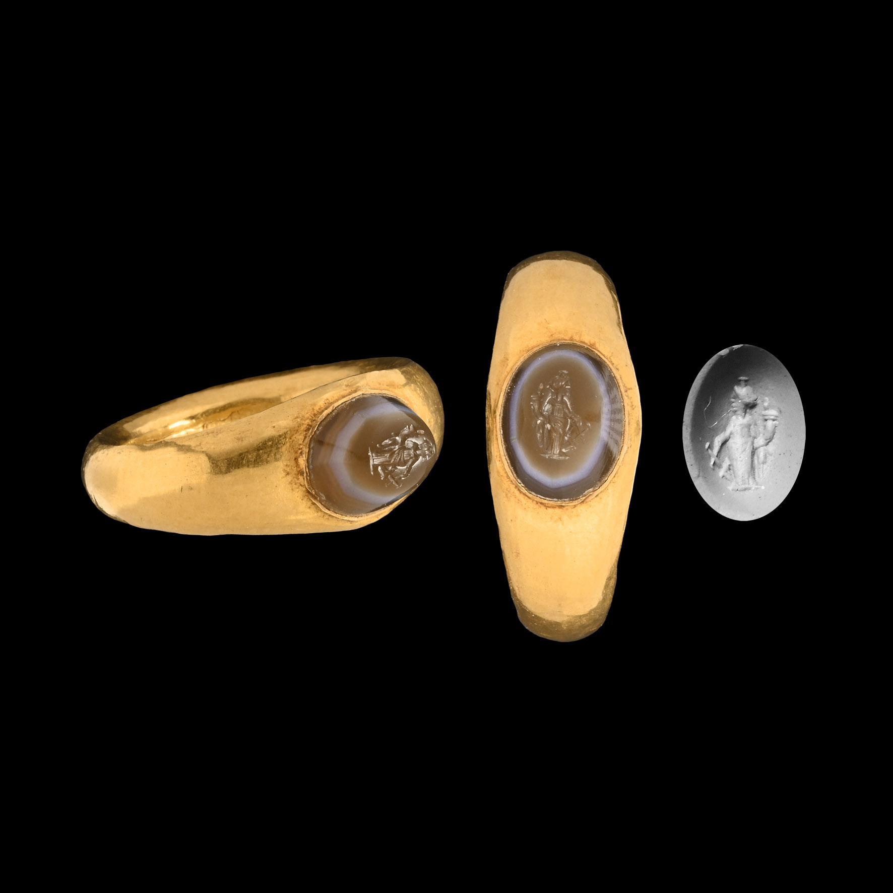 Roman Gold Ring with Fortuna Gemstone