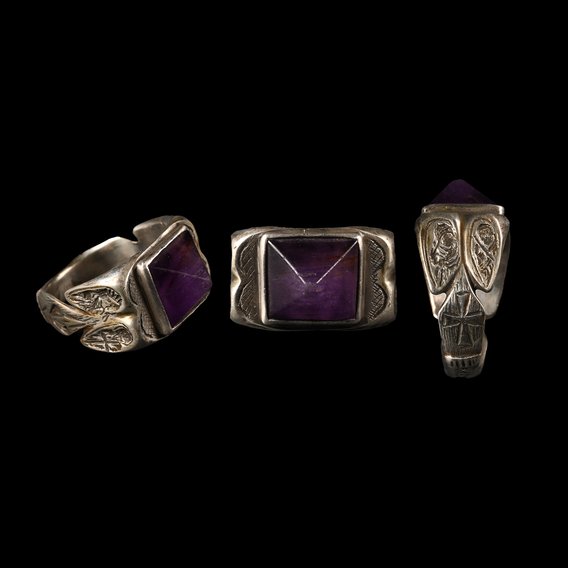 French Silver 'For My Life' Iconographic Ring with Amethyst Gemstone