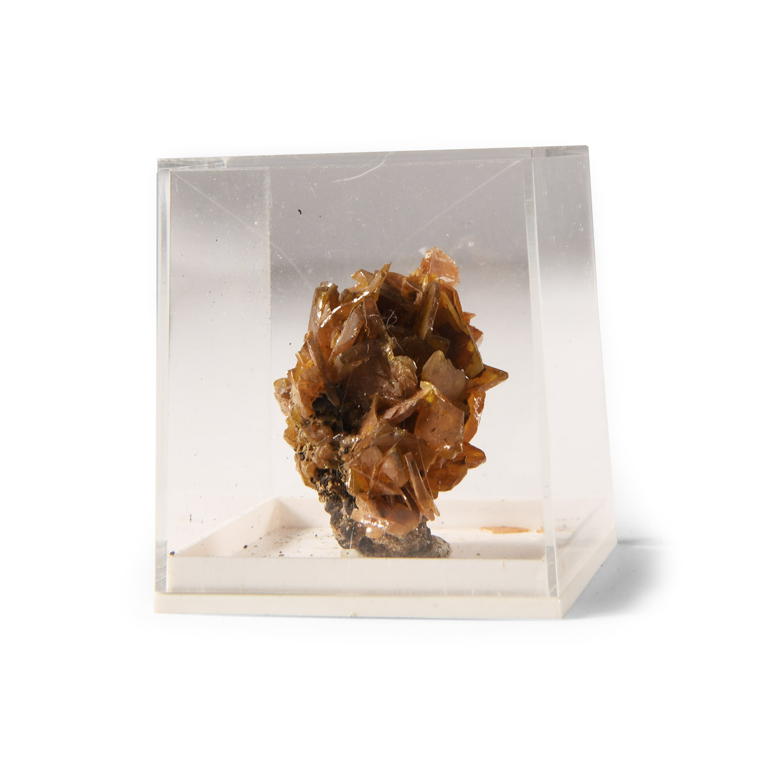 Natural History - Historic Wolfenite Crystal Formation