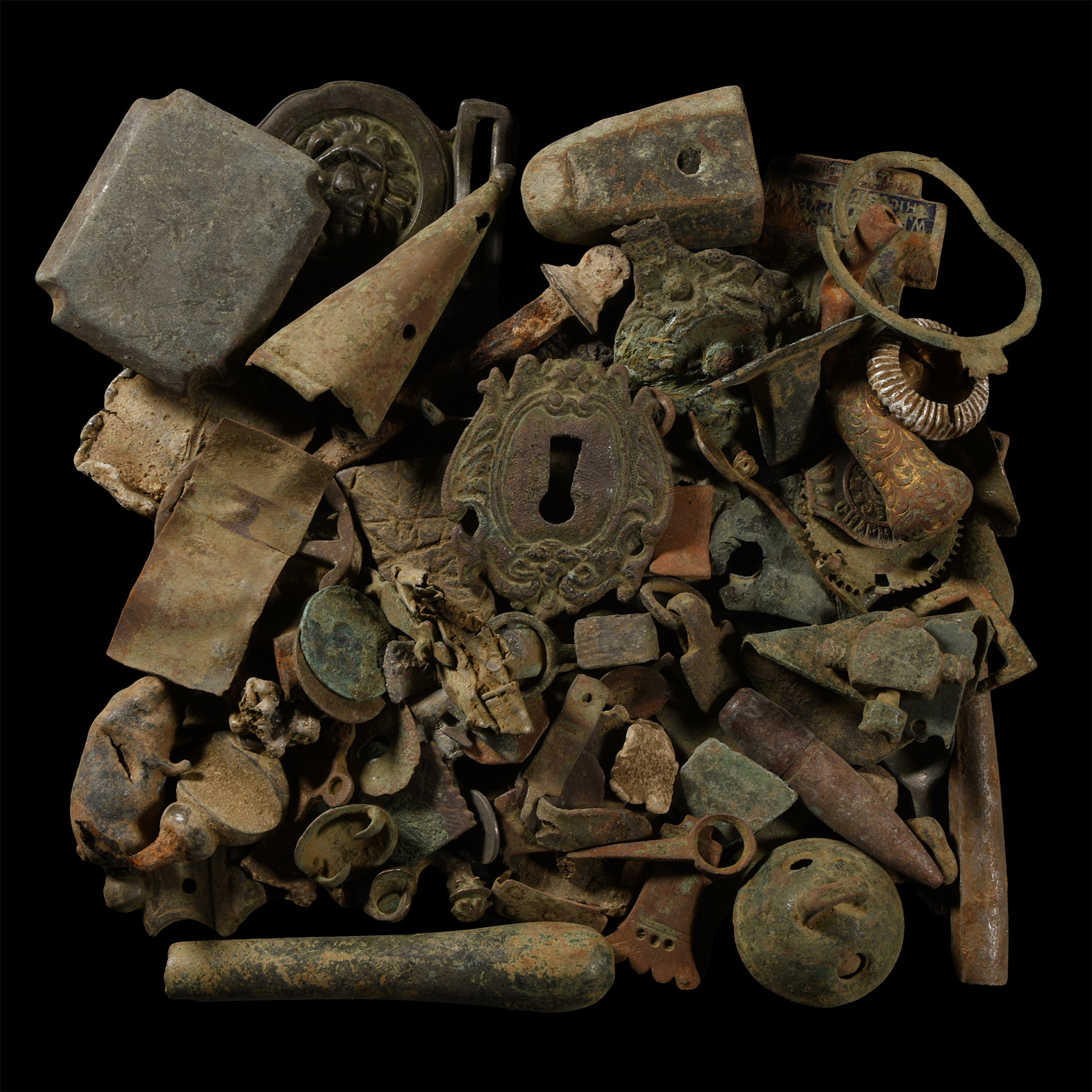 Medieval to Post Medieval Artefact Group
