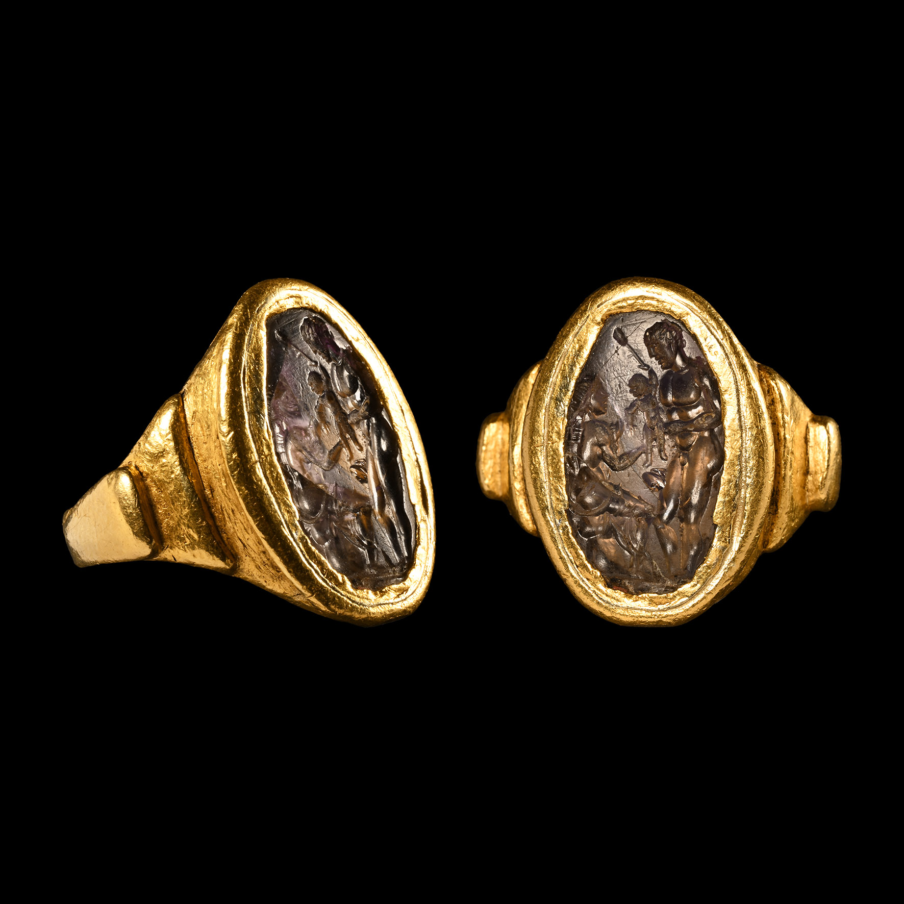 Roman Gold Ring with Amethyst Gemstone with Mercury and Bacchus