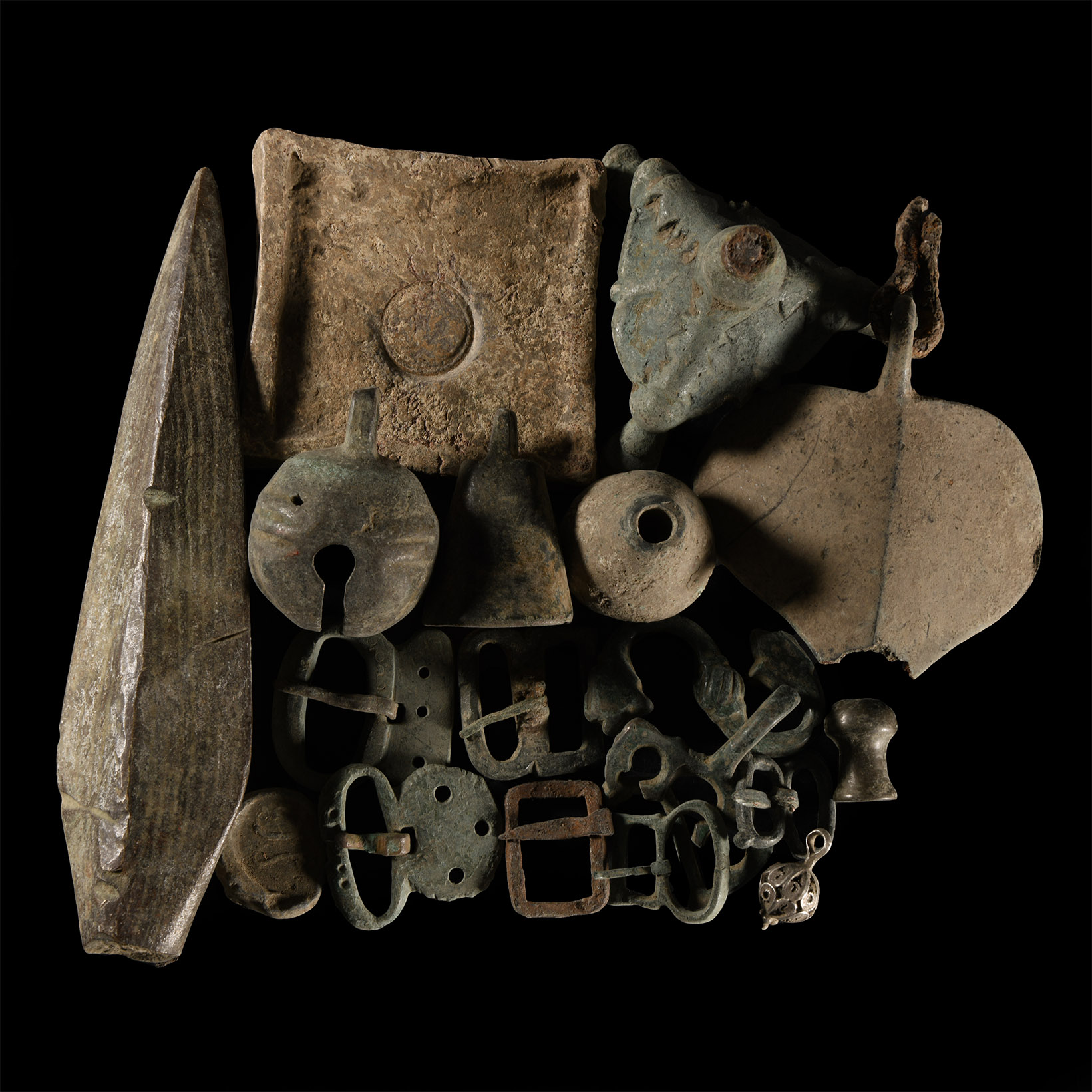 Roman to Medieval Artefact Group