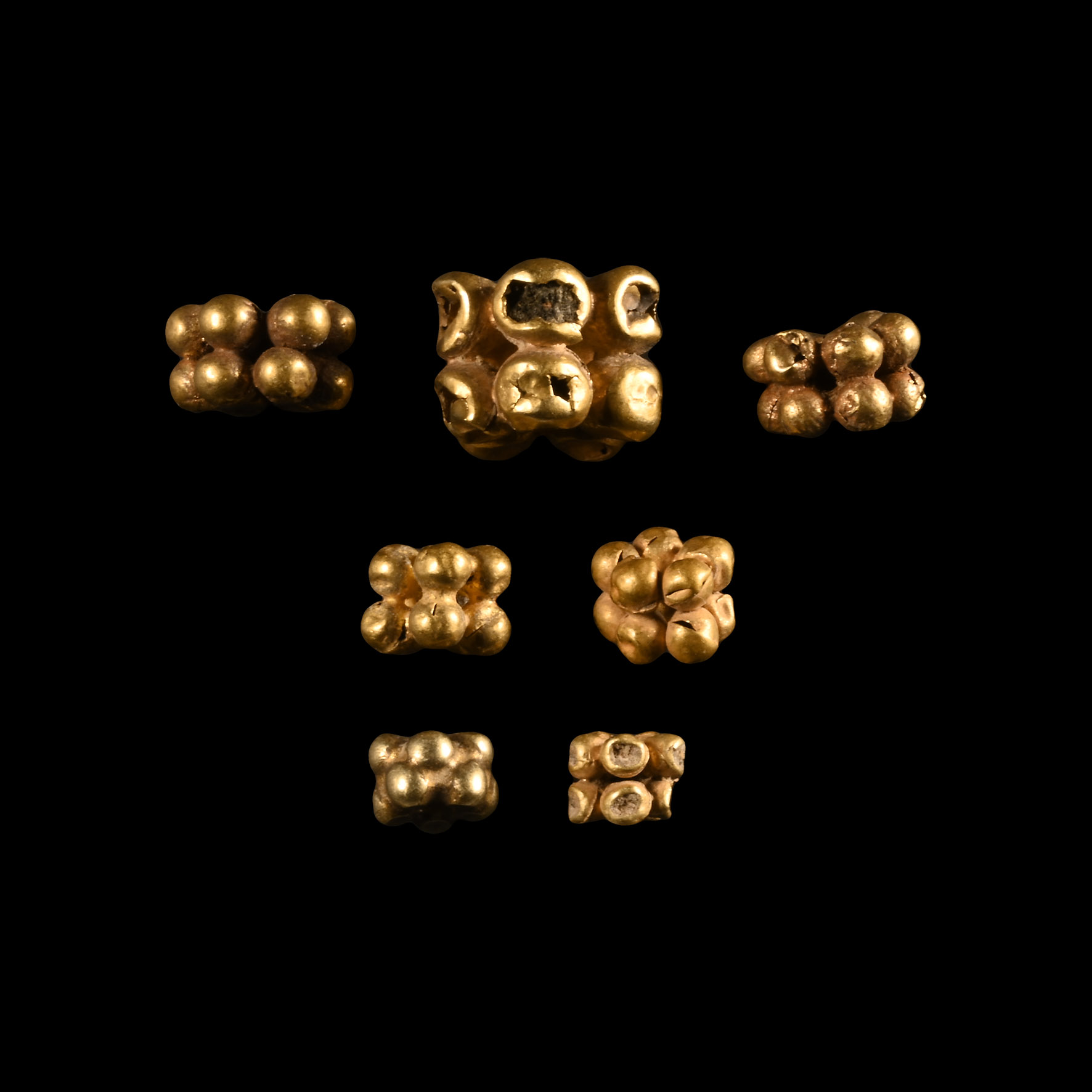 Western Asiatic Graduated Gold Tubular Bead Set