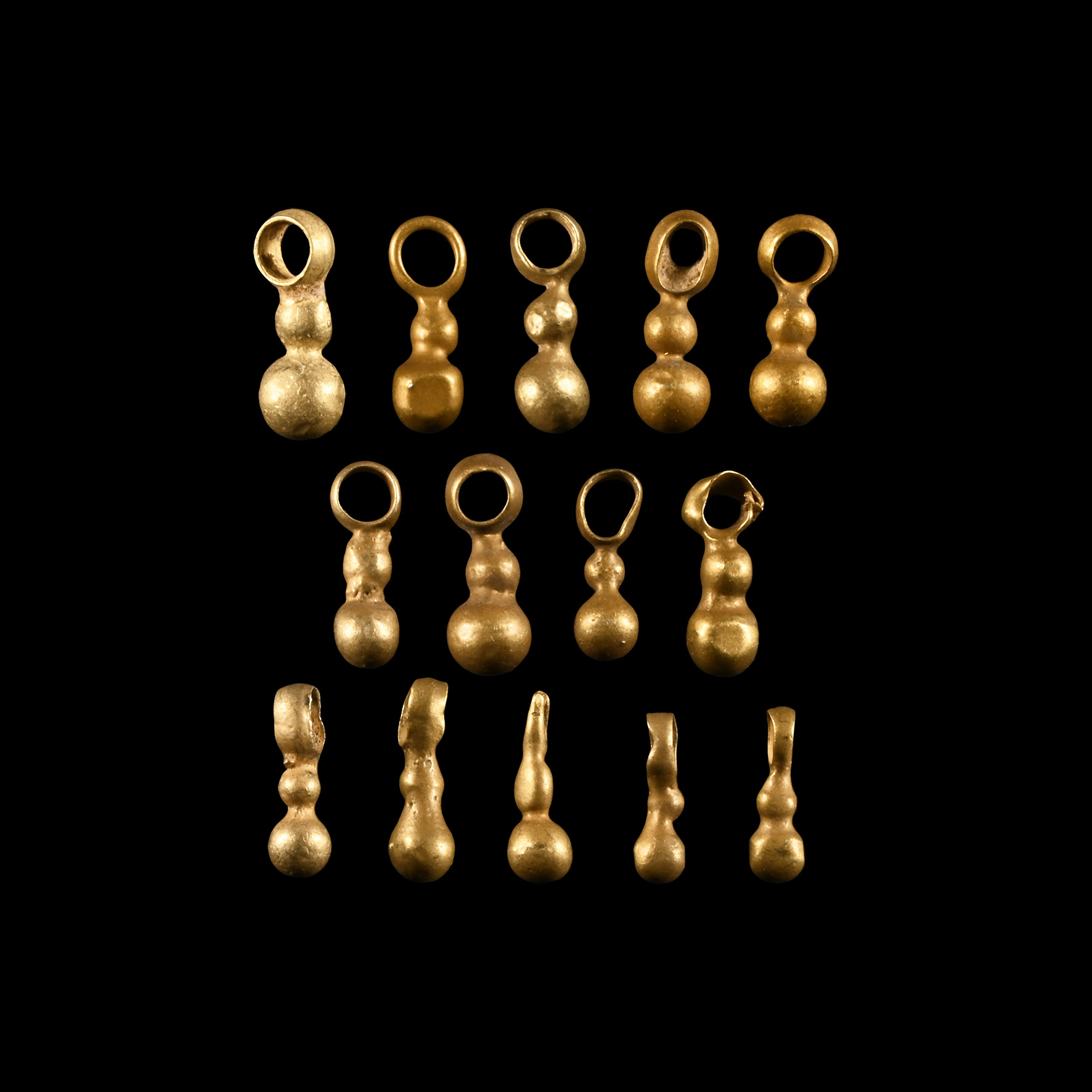 Western Asiatic Gold Necklace Pendant Set